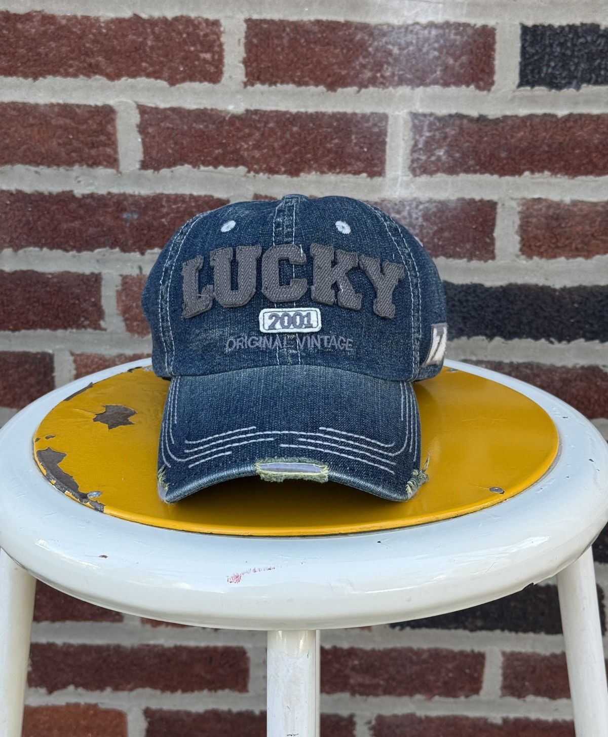 Japanese Brand Vintage 2001 Lucky “Original Vintage” Denim Cap Size ONE SIZE - 1 Thumbnail