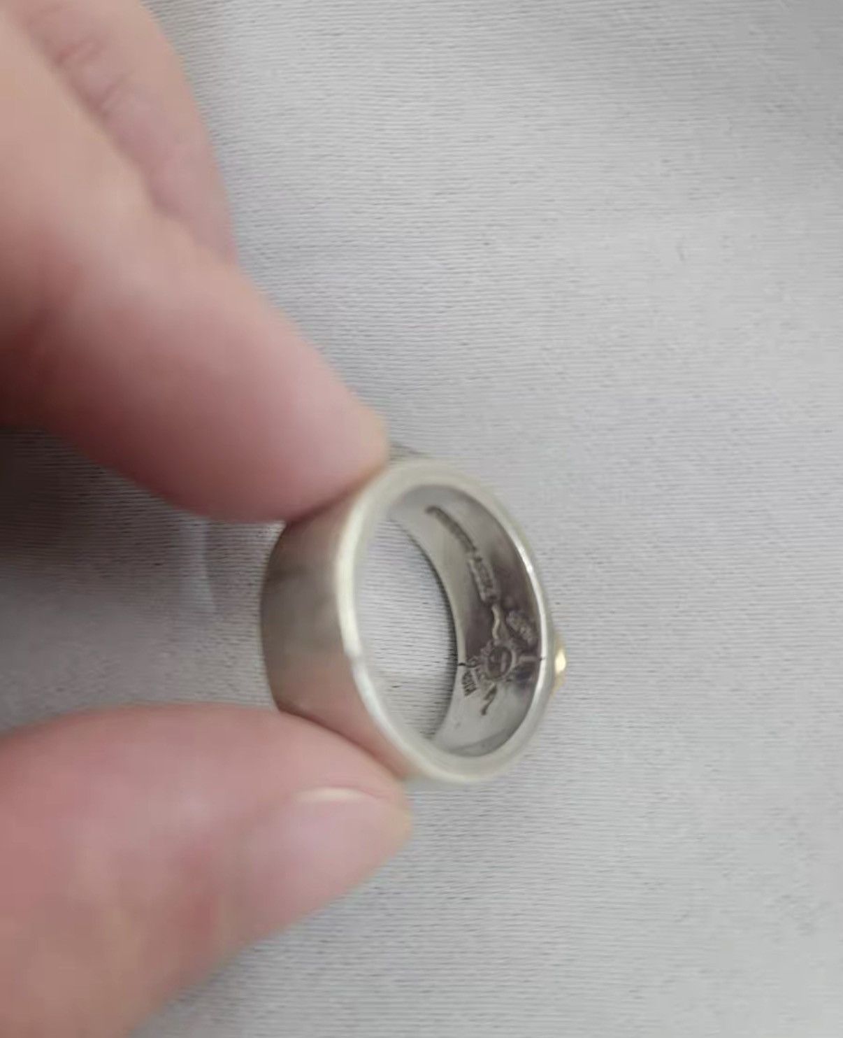 First Arrow's First Arrow’s 18K Gold Point Stamping Flat Hammered Ring Size ONE SIZE - 4 Thumbnail