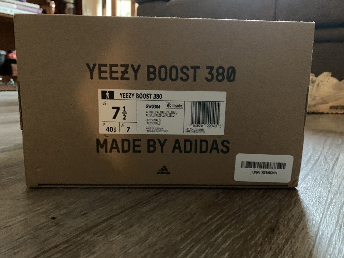 Adidas × Kanye West Yeezy Boost 380 Alien Blue Size 7.5 Size US 7.5 / EU 40-41 - 4 Thumbnail