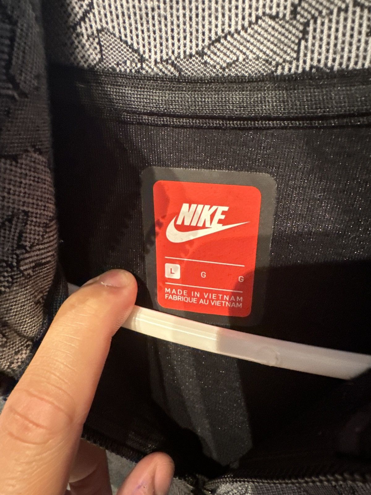Nike Nike Tech Fleece 2017 Limited Edition “Ice Camo” Size US L / EU 52-54 / 3 - 2 Thumbnail