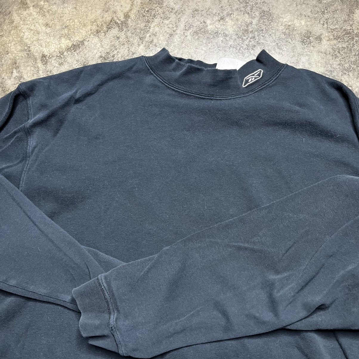 Reebok × Vintage vintage reebok thrashed distressed mockneck tshirt Size US L / EU 52-54 / 3 - 7 Thumbnail