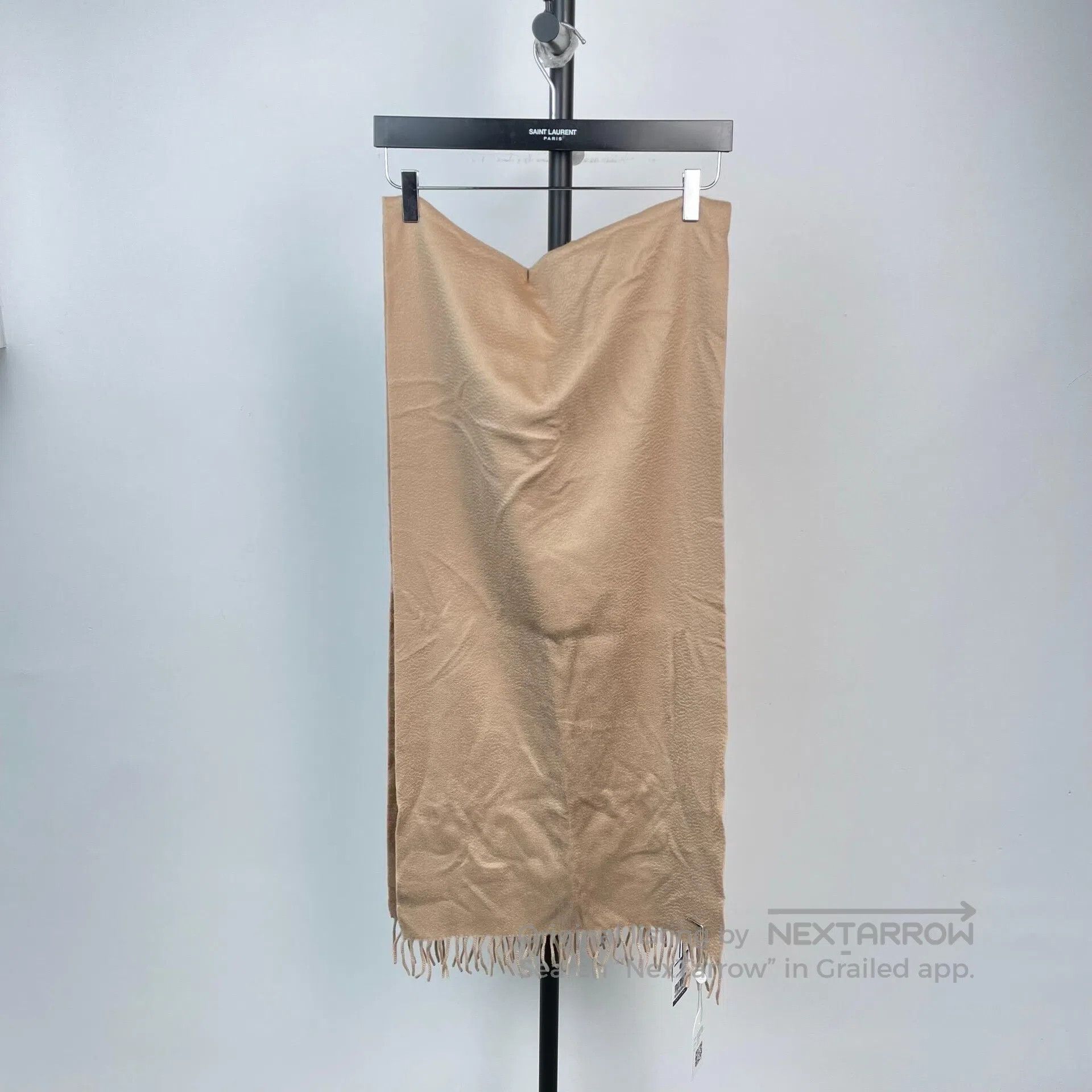 Loro Piana LORO PIANA Khaki fringed badge pattern mulberry silk cashm Size ONE SIZE - 1 Thumbnail