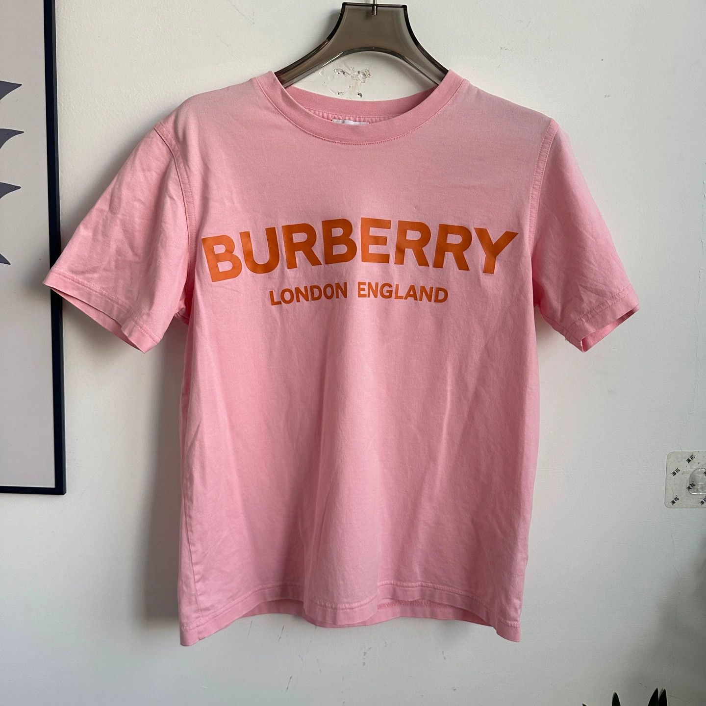 Burberry Burberry Pink Logo Short Sleeve Tee - dmc Size US S / EU 44-46 / 1 - 1 Thumbnail
