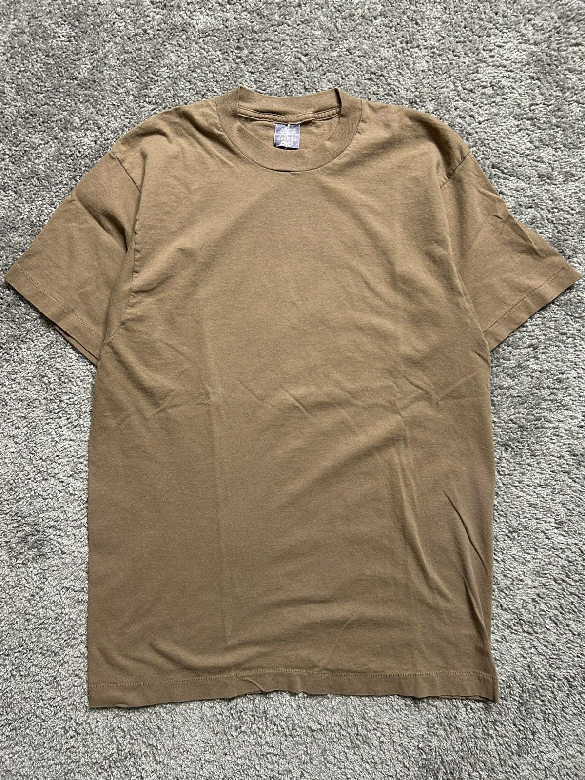 Vintage Vintage 90s BVD Blank Tee Made in USA Single Stitch Earth Size US XL / EU 56 / 4 - 1 Thumbnail