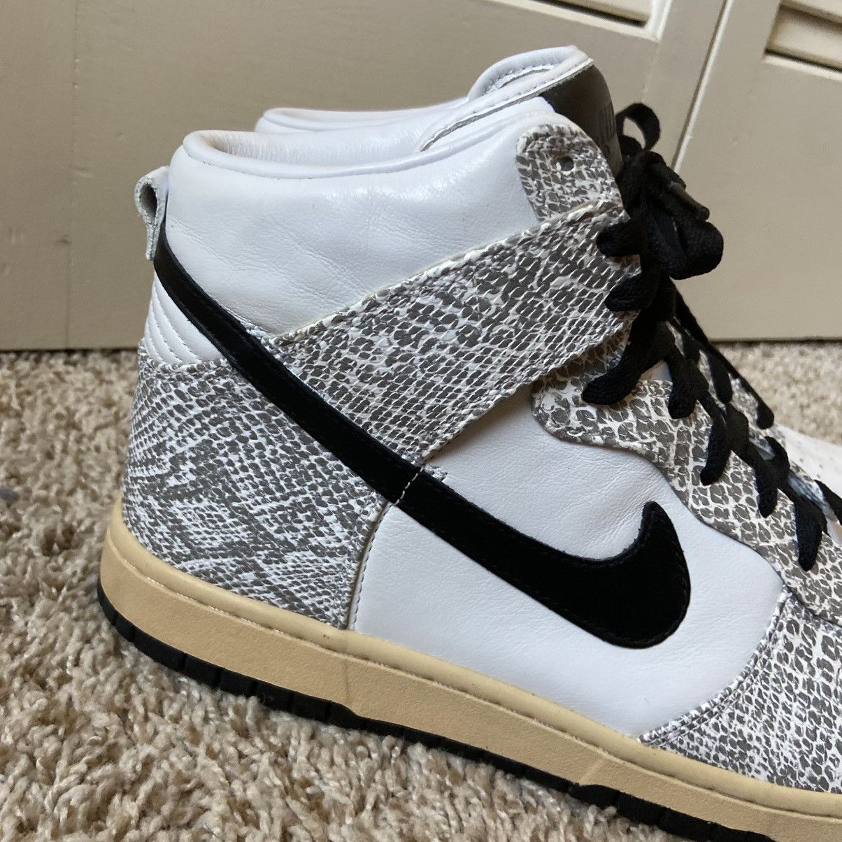Nike RARE 2013 Nike Dunk High SP Cocoa Snake White 624512-010 Size US 10 / EU 43 - 9 Thumbnail