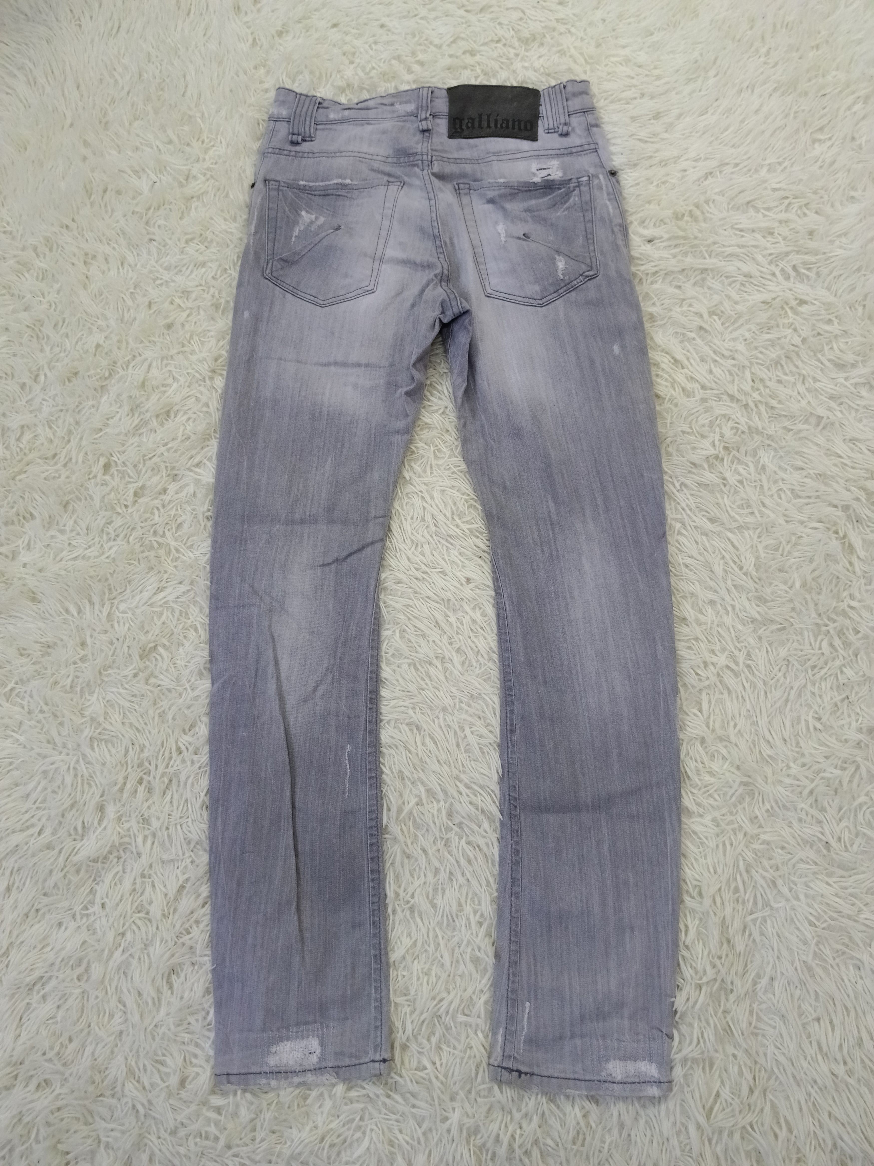 John Galliano DISTRESSED GALLIANO DENIM PANTS Size US 29 - 2 Thumbnail
