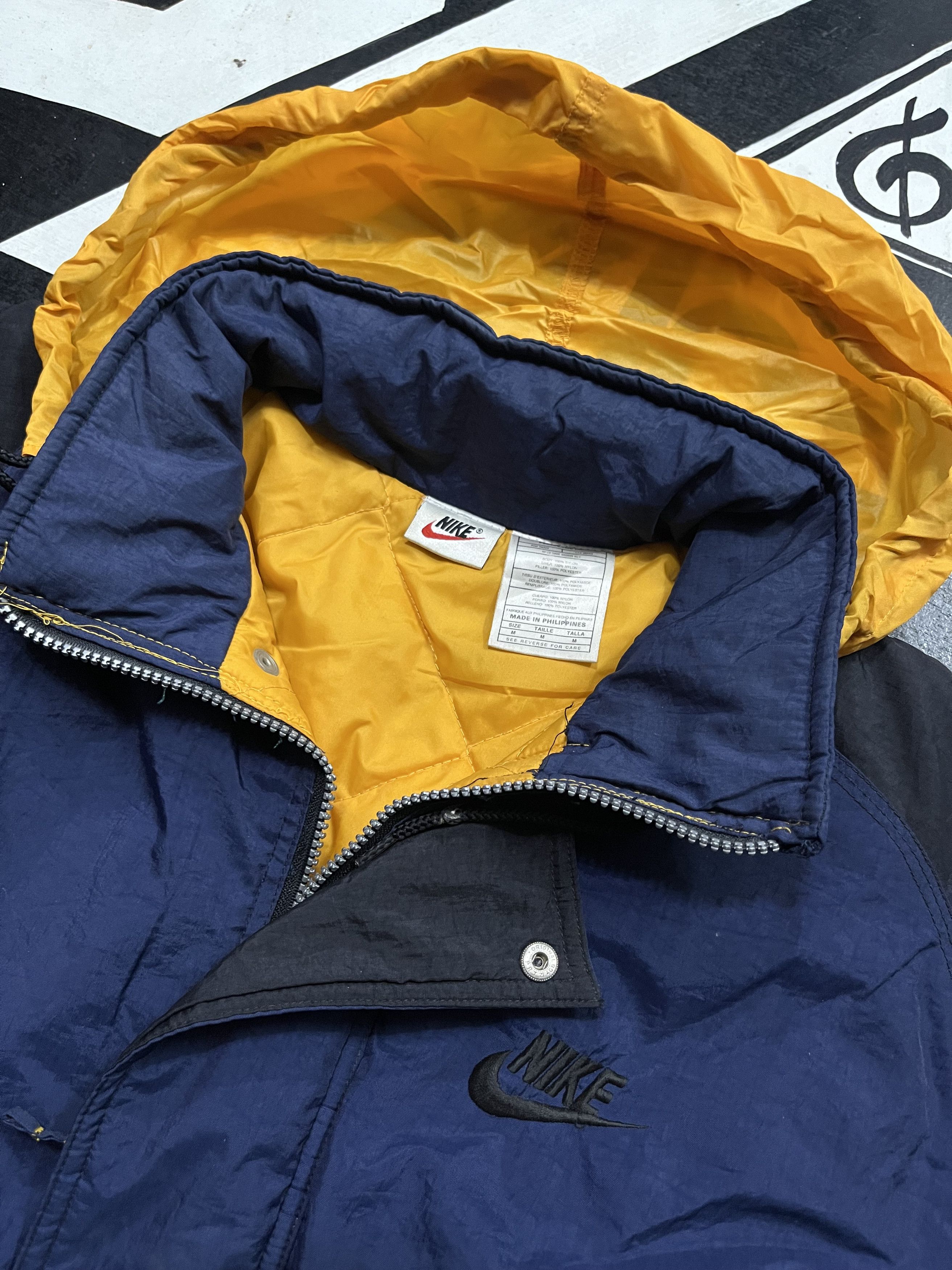 Nike VTG NIKE JACKET Size US M / EU 48-50 / 2 - 6 Thumbnail