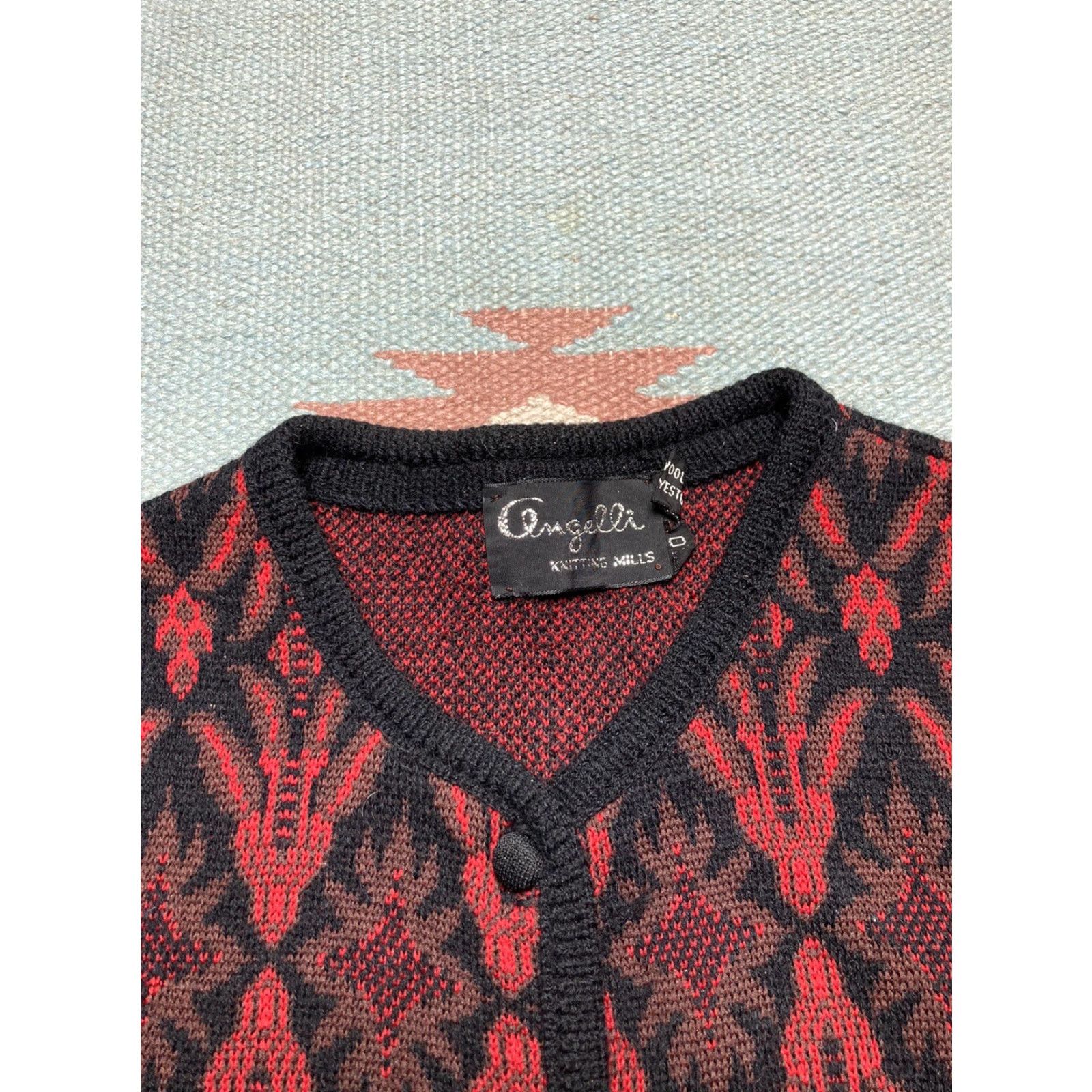 Vintage VINTAGE Angelli wool blend cardigan sweater button argyle diamond large Womens Cardigan L Red Size L / US 10 / IT 46 - 4 Thumbnail