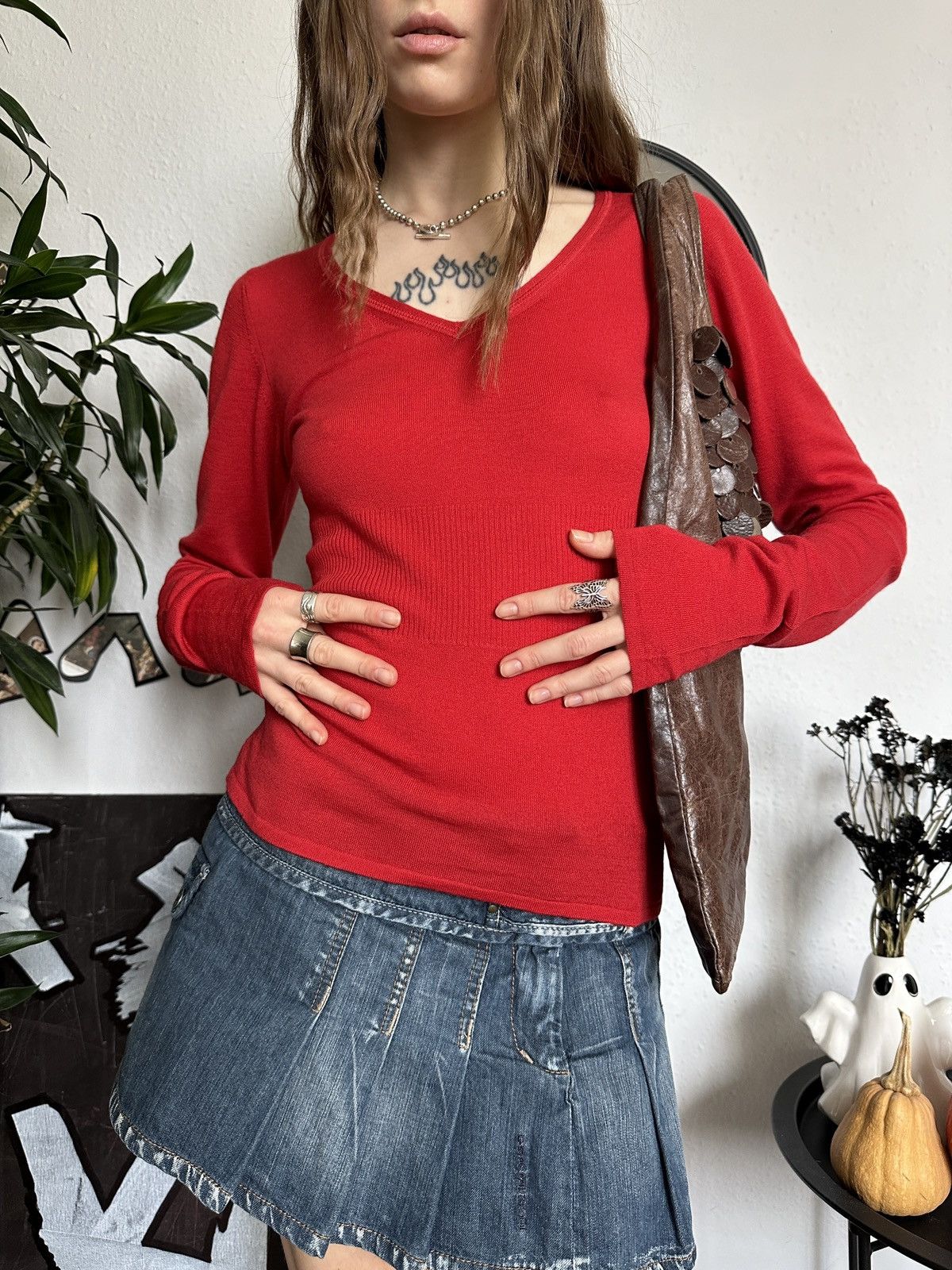 Beauty Beast × If Six Was Nine Soft Red Merino Wool Stretchy V-neck Top Coquette Size M / US 6-8 / IT 42-44 - 1 Thumbnail