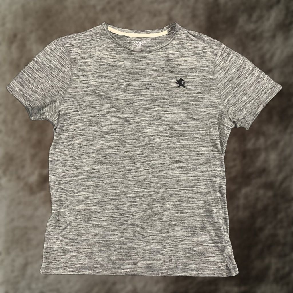 Express Express Women's Gray Crew Neck T-Shirt Medium Short Sleeve Solid Top Size M / US 6-8 / IT 42-44 - 1 Thumbnail