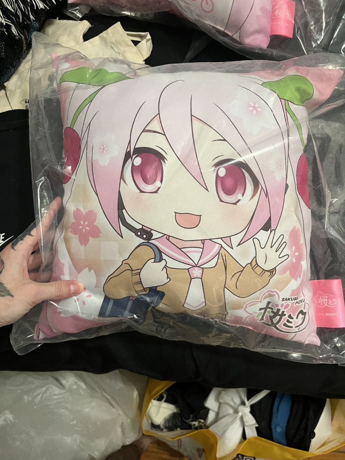Other Hatsune miku sakura pillow Size ONE SIZE - 1 Thumbnail