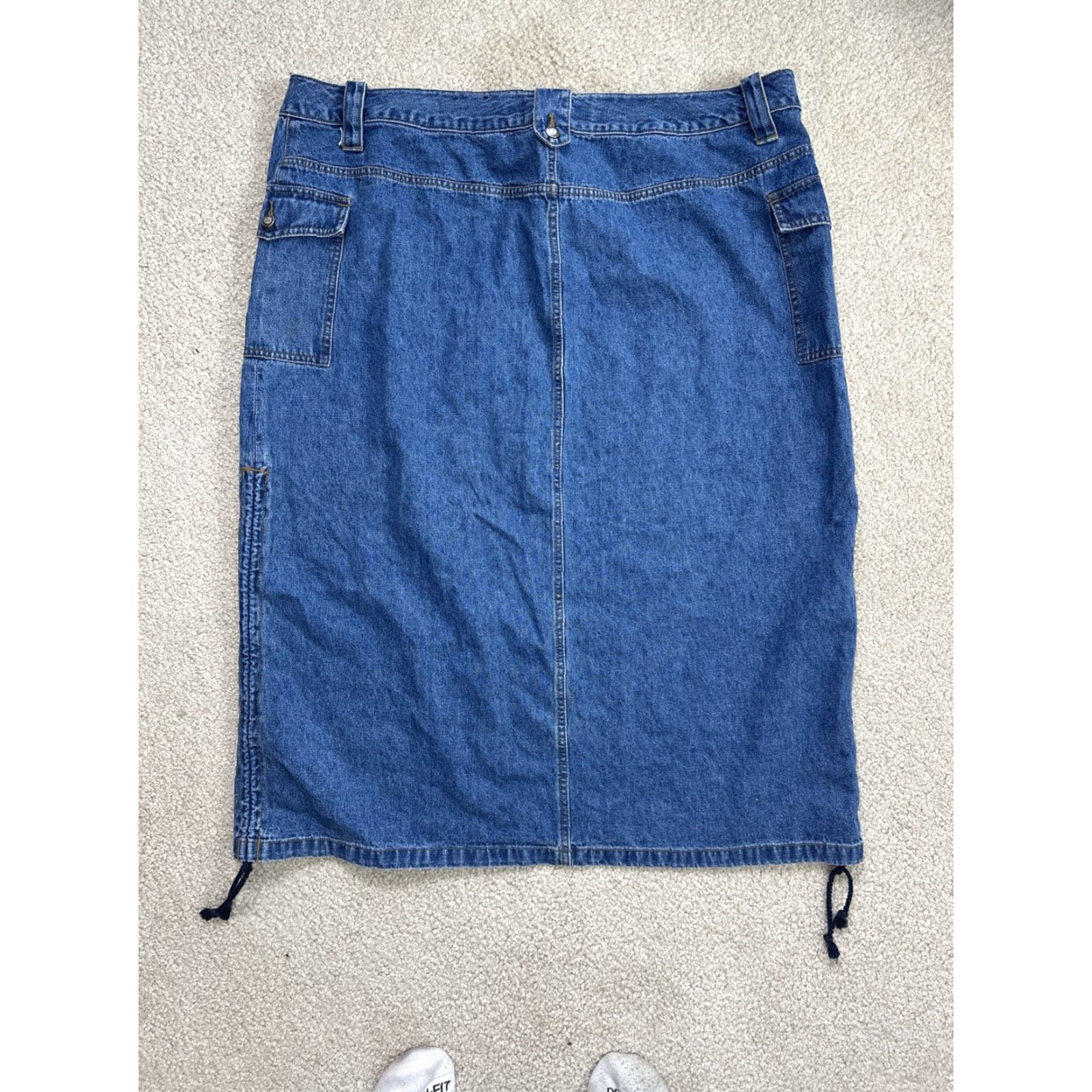 Vintage VINTAGE UNIONBAY Cargo Denim Midi Skirt Women’s 22W Plus Pockets Y2K 32" Length Blue, 100% Cotton, Button Closure, Midi Skirt, Women Size 40" / US 18 - 5 Thumbnail