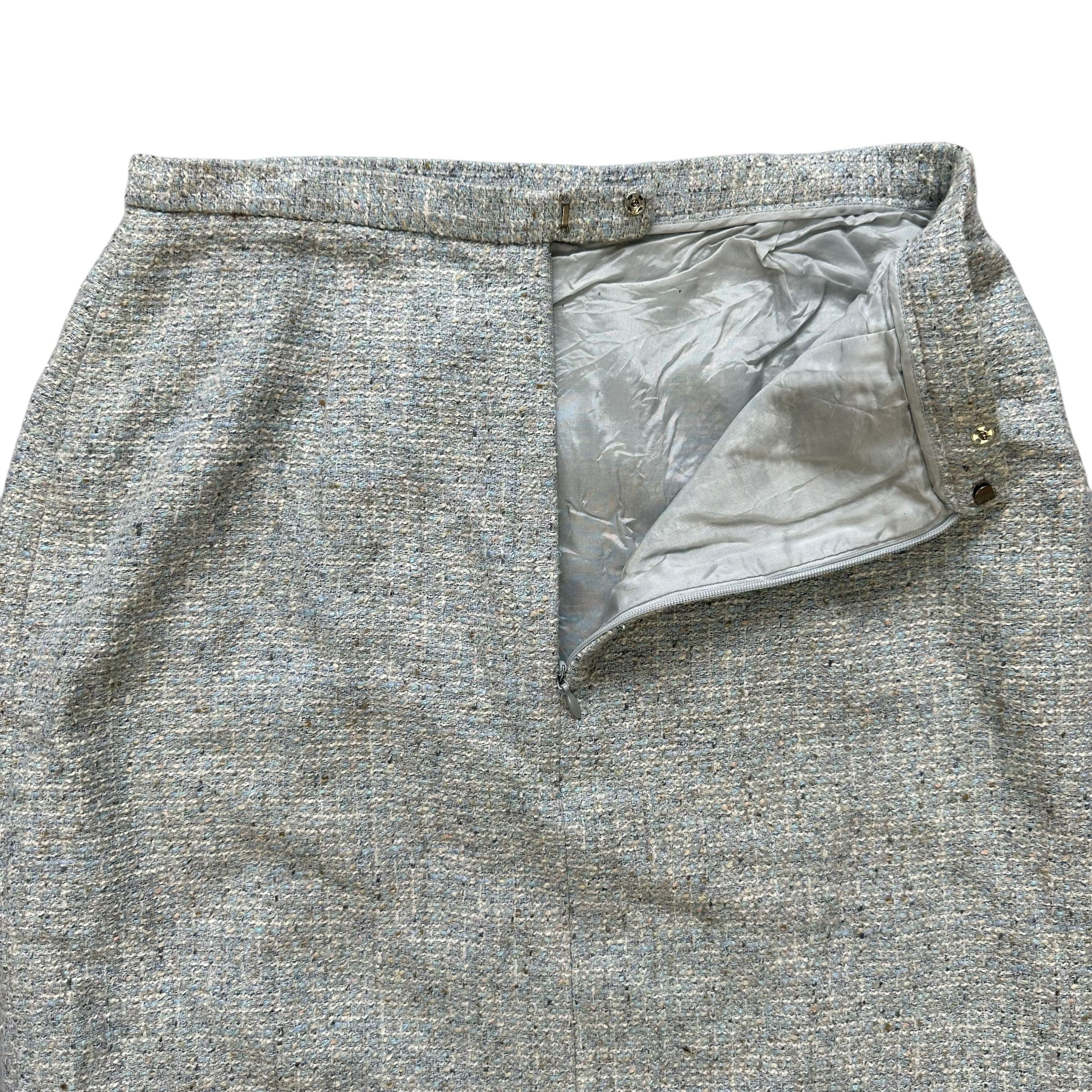 Burberry Burberry London Tweed Mini Skirt #A5-0117 Size 25" / US 0 / IT 36 - 8 Thumbnail