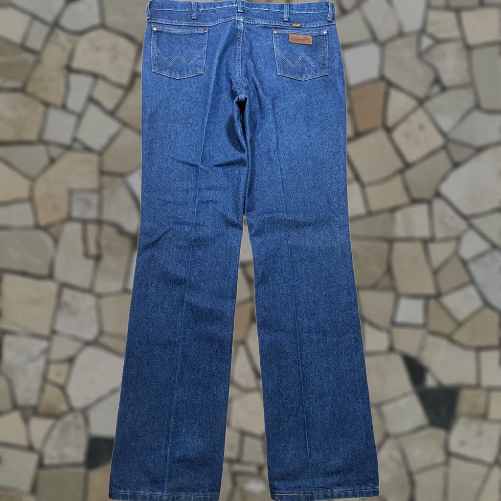 Wrangler VINTAGE Wrangler 36MWZ Jeans Men 5-Pocket Denim Slim Straight 38x36 Cowboy Cut Western Blue 80s 90s Cowboys Mens Size US 38 / EU 54 - 1 Thumbnail