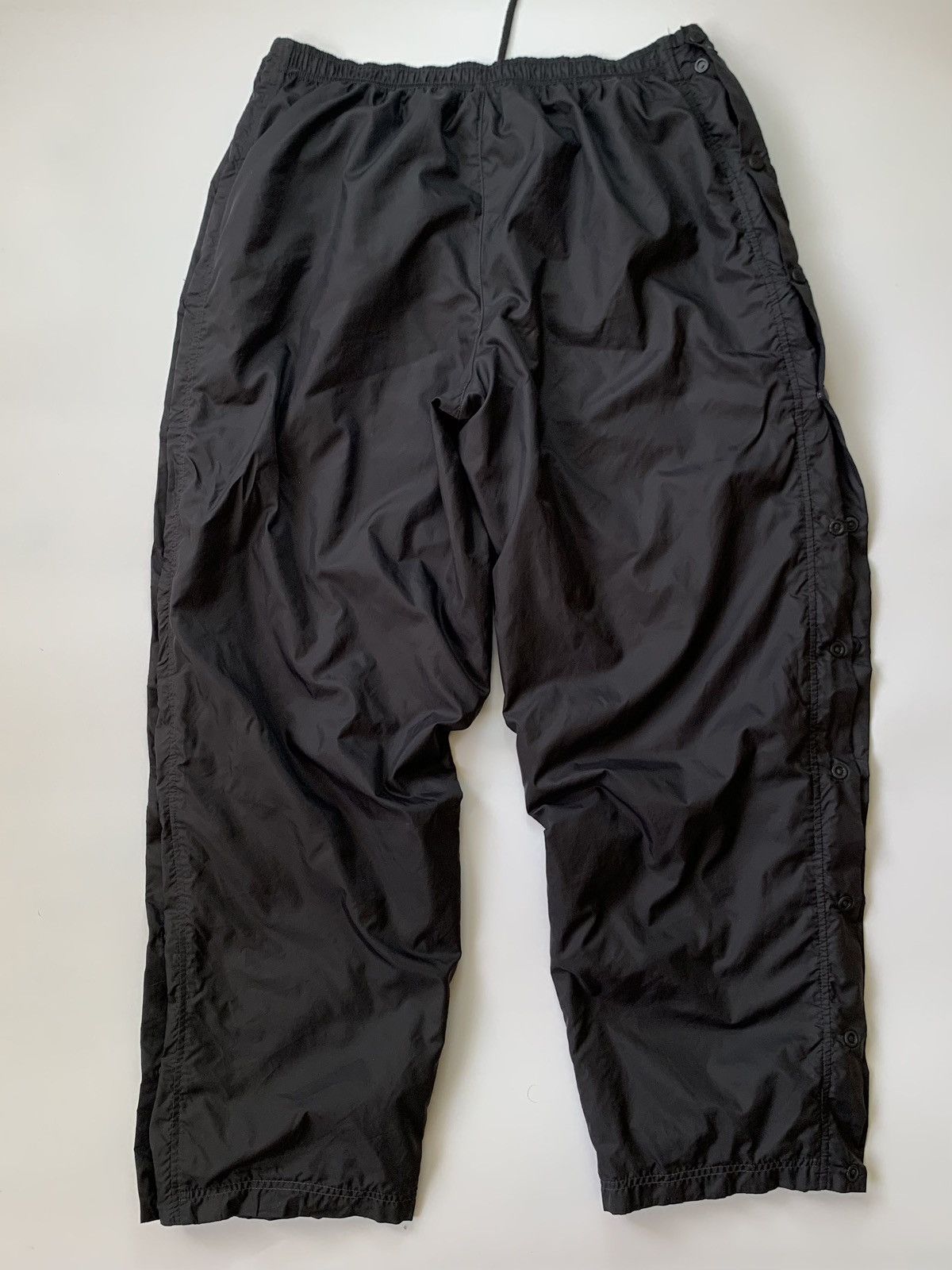 Other 90's NYLON NIKE BAGGY BUTTON TRACK PANTS Y2K SWOOSH LOGO Size US 38 / EU 54 - 14 Thumbnail
