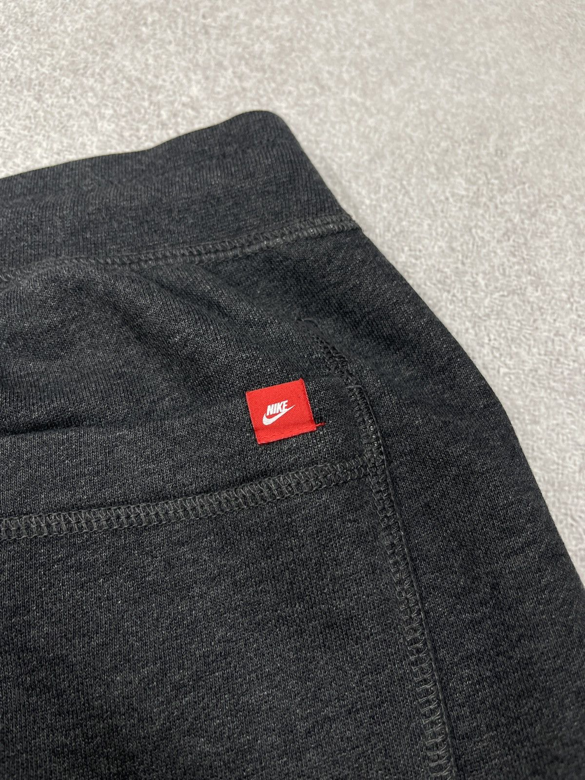 Nike Vintage Nike Basic Sweatpants Dark Grey Drill Y2K ACG TN Size US 32 / EU 48 - 7 Thumbnail
