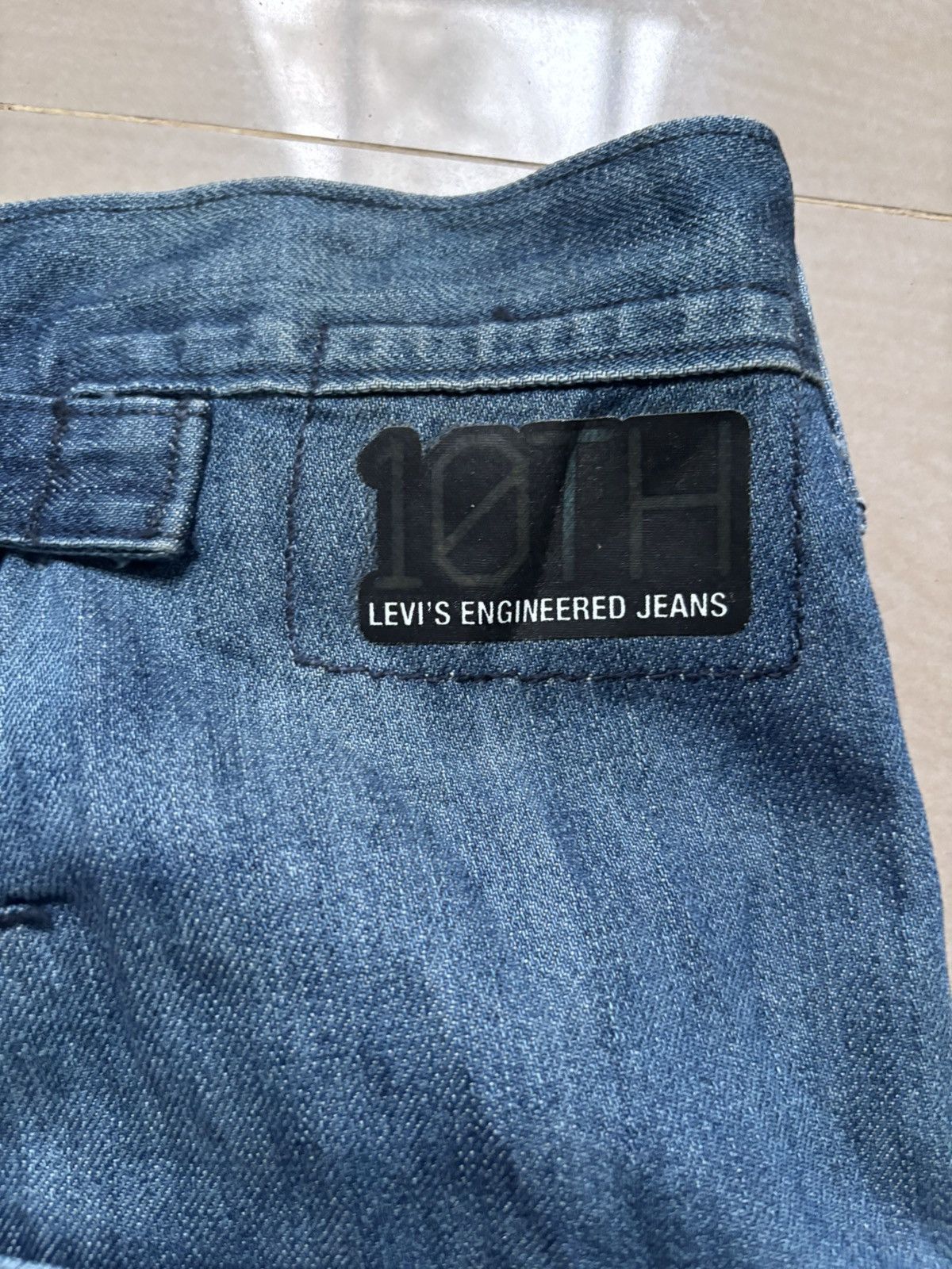 Levi's Vintage Levi’s 10th Anniversary Engineered Twisted Size US 32 / EU 48 - 4 Thumbnail