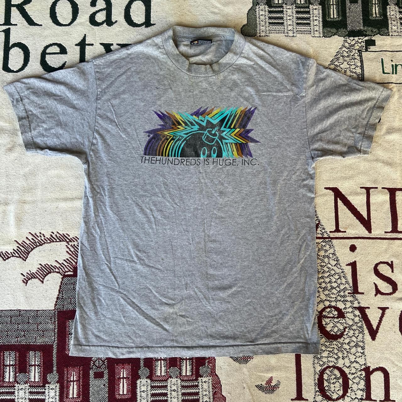 The Hundreds × Vintage Vintage Y2K/2000s “The hundreds is huge, inc” Graphic tee Size US L / EU 52-54 / 3 - 1 Thumbnail
