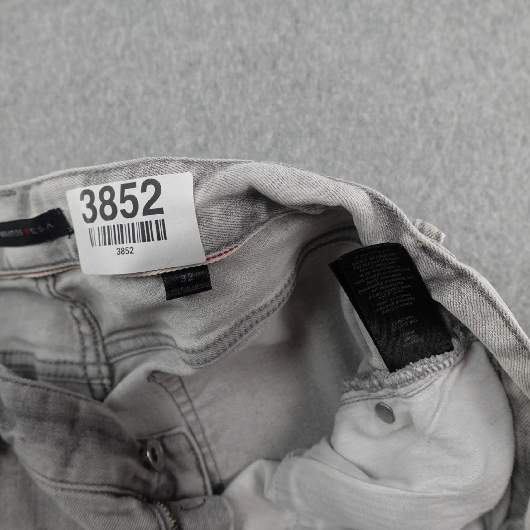 John Varvatos John Varvatos Jeans Mens Slim Light Gray 33X31 Button Fly 5-Pocket Denim Cotton Stretch 31in Inseam 90s? No, Vintage: No (adjusted) Size US 32 / EU 48 - 4 Thumbnail