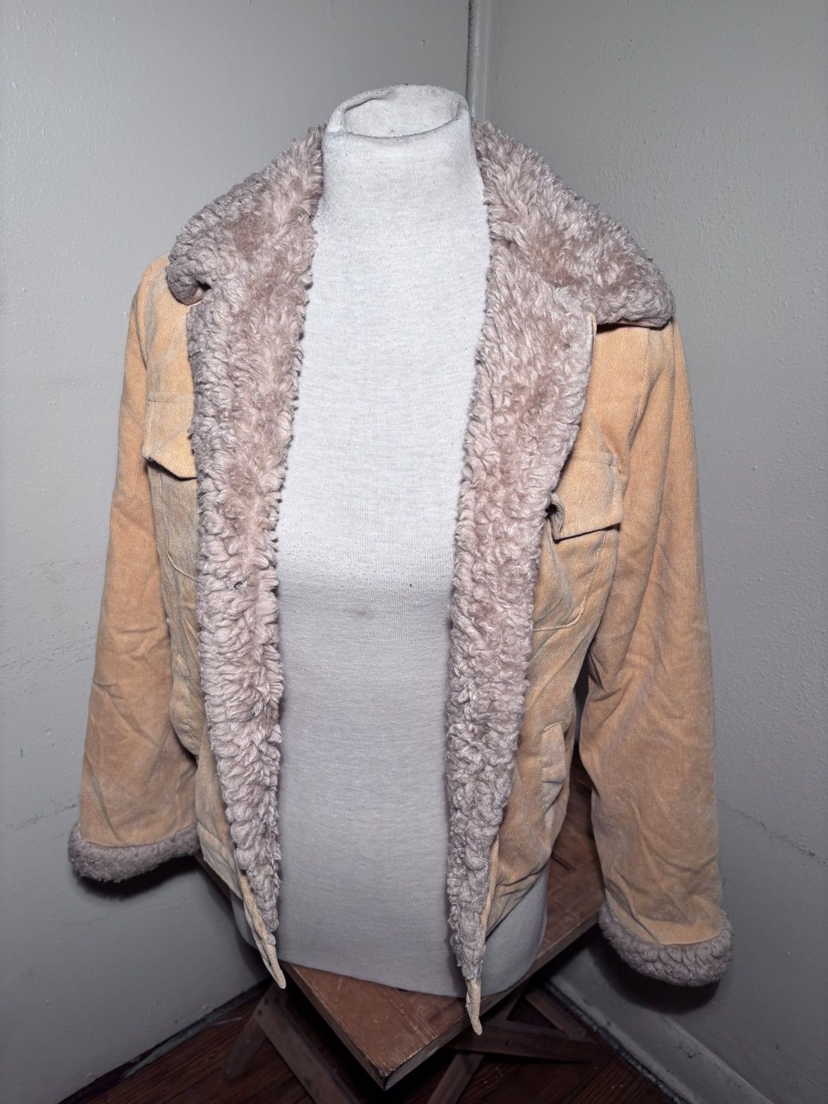 Shein SHEIN Corduroy Sherpa Lined Jacket Size XS / US 0-2 / IT 36-38 - 8 Thumbnail
