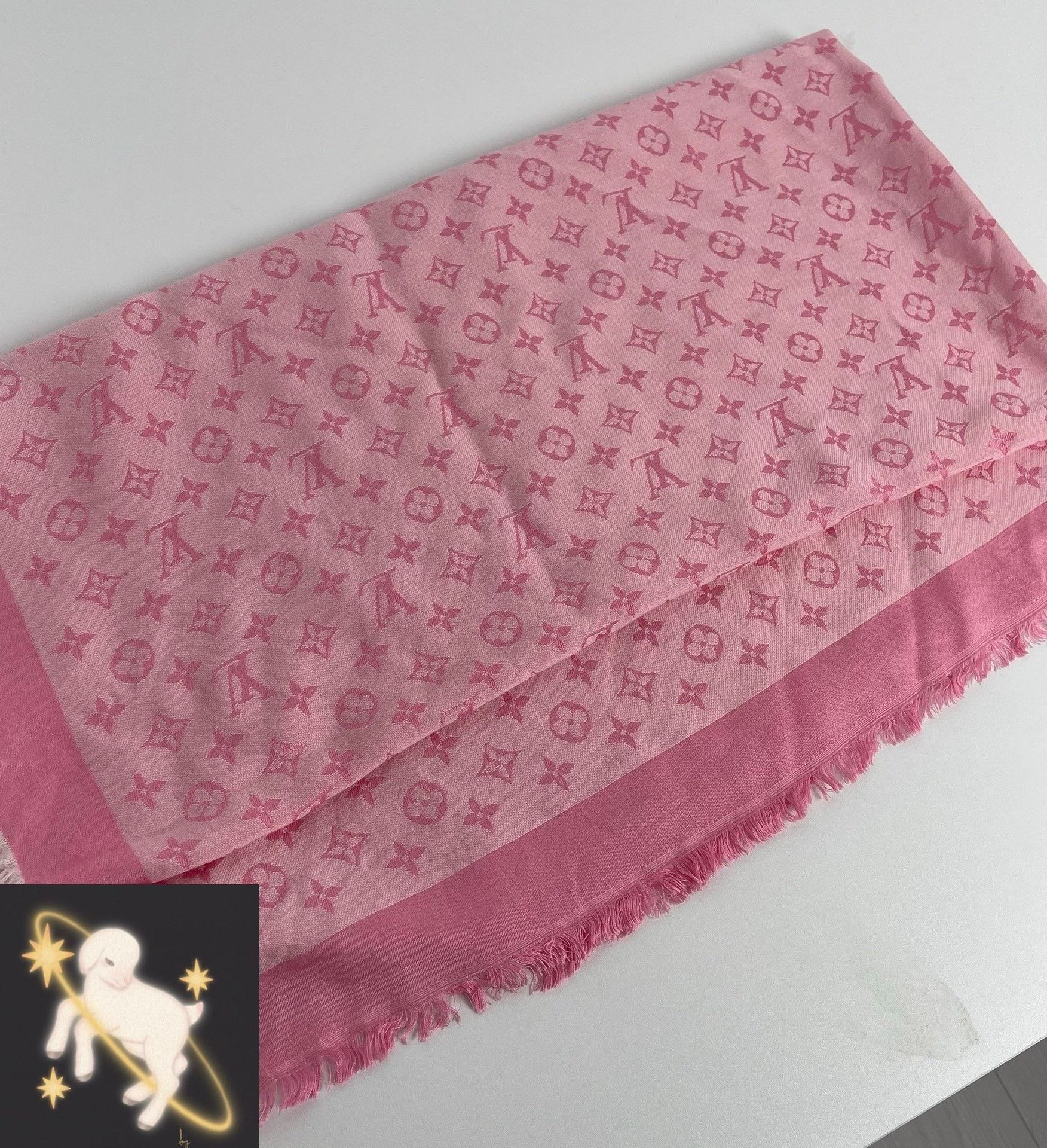 Louis Vuitton Louis Vuitton Pink Scarf XS Men Size ONE SIZE - 1 Thumbnail