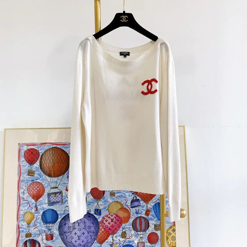Chanel Chanel Embroidered White Cashmere Sweater for Women 0089 Size XL / US 12-14 / IT 48-50 - 1 Thumbnail