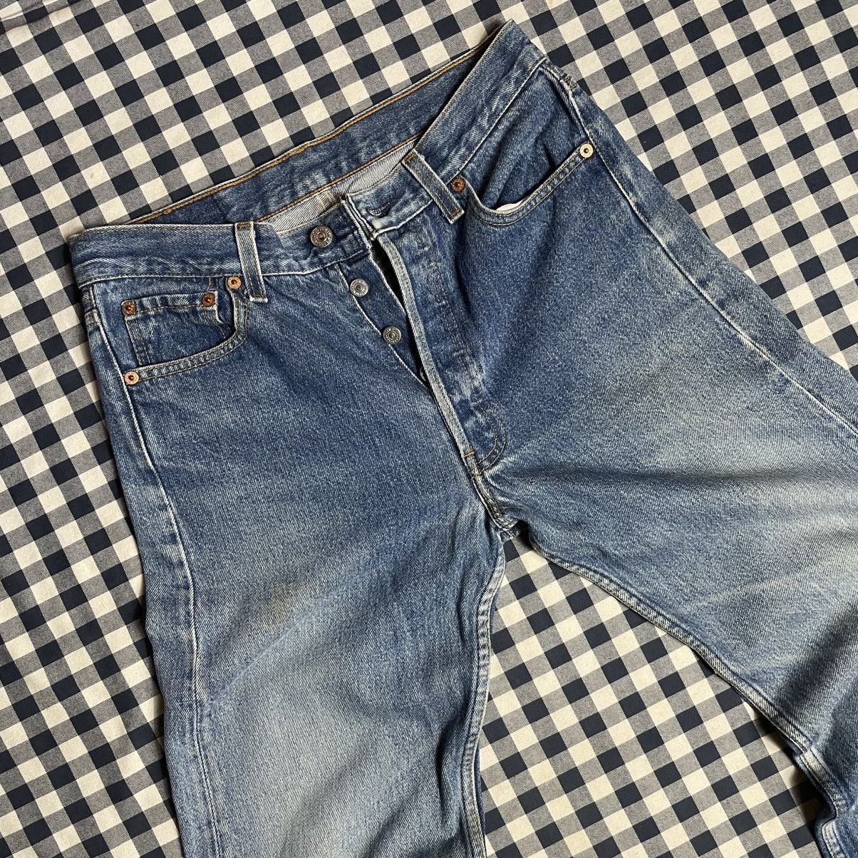 Levi's × Vintage Jeans Levi’s 501 Vintage 90’s Size US 31 - 2 Thumbnail