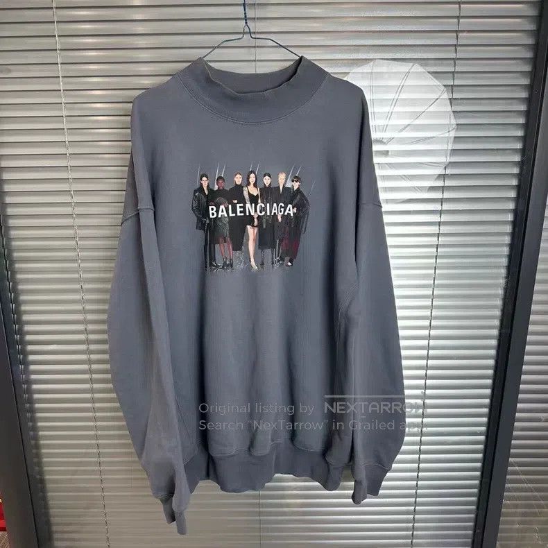 Balenciaga Balenciaga Misty blue people image sweatshirt Size US S / EU 44-46 / 1 - 1 Thumbnail
