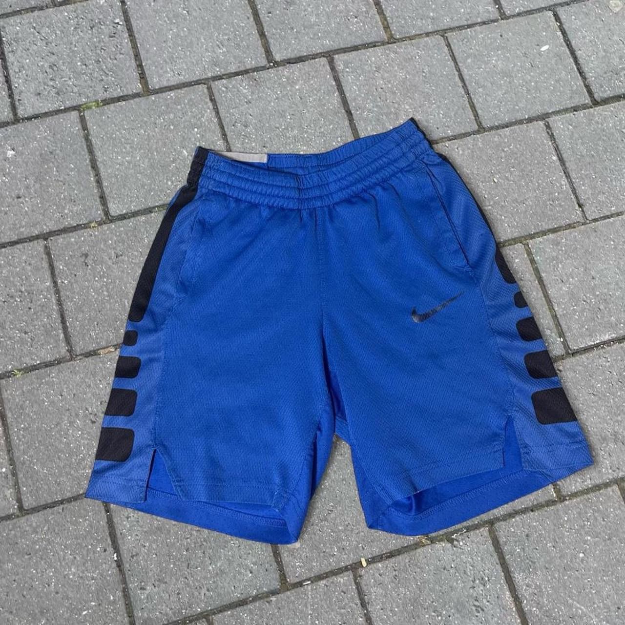 Nike nike blue dri fit shorts kids size m Size US 44 / EU 60 - 1 Thumbnail