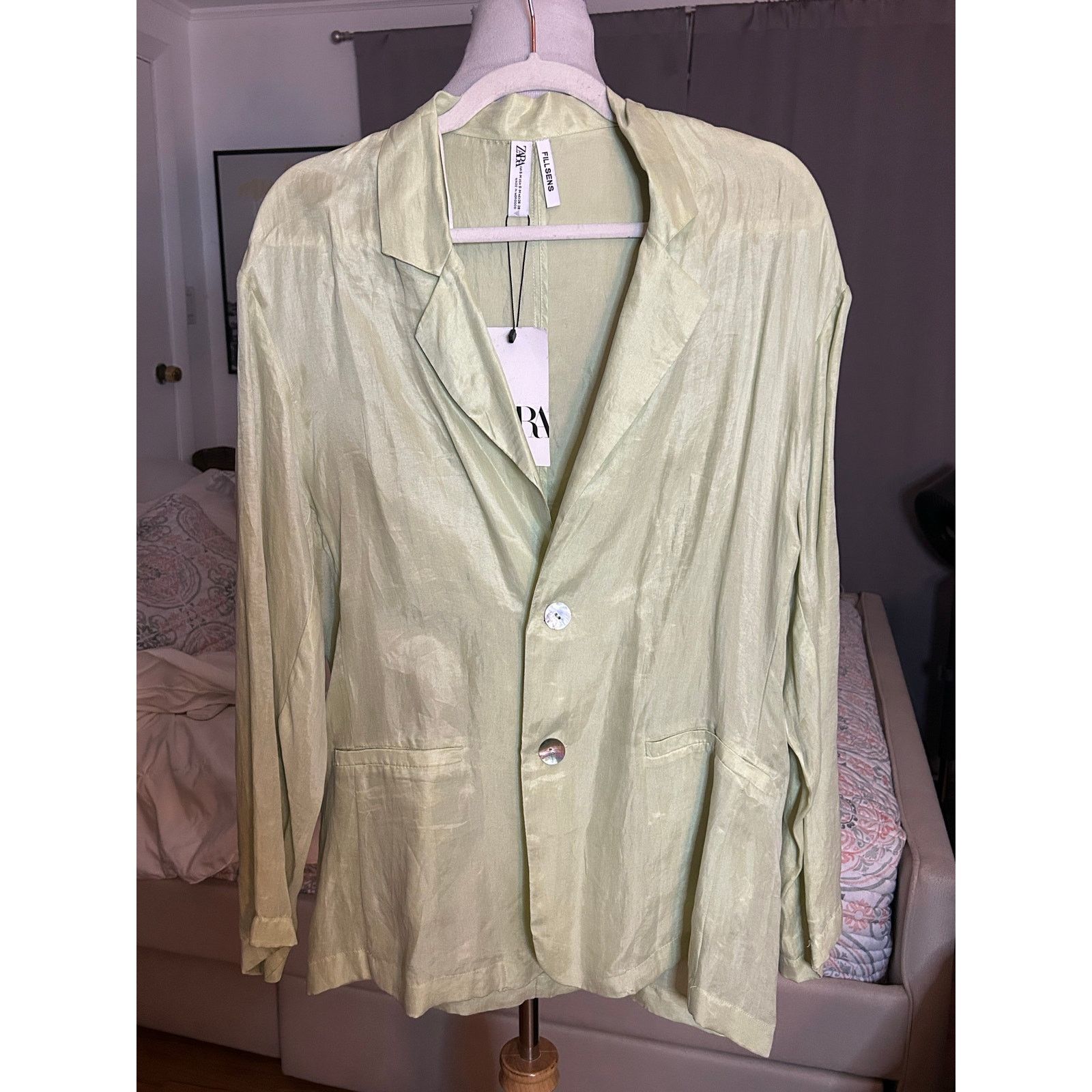 Zara Nwt- Zara 100% Lyocel blazer- S/M Size M / US 6-8 / IT 42-44 - 2 Thumbnail