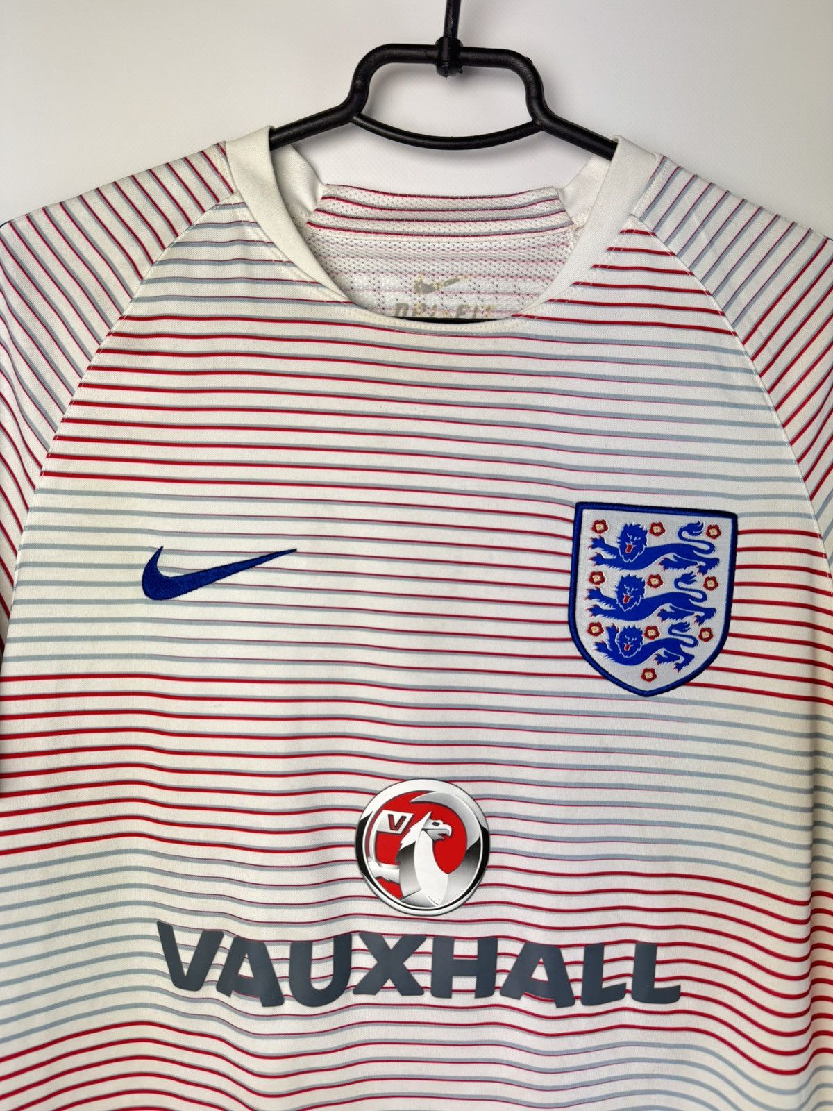 Nike England 2016/17 Pre Match Training Shirt Soccer Jersey Nike Size US L / EU 52-54 / 3 - 3 Thumbnail