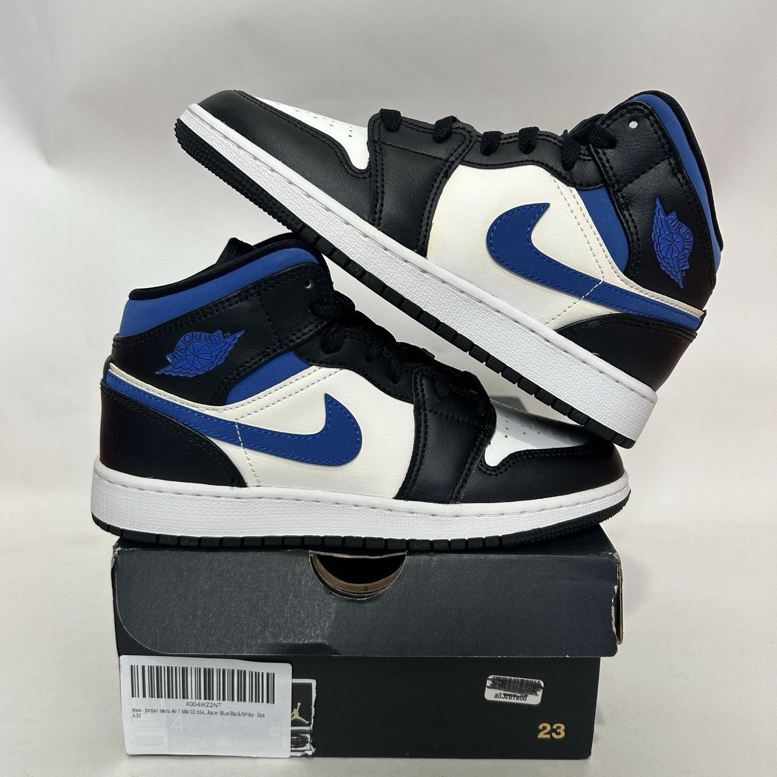 Nike Nike Air Jordan 1 Retro Mid GS “Racer Blue” 554725-140 Size US 6 / IT 36 - 1 Thumbnail