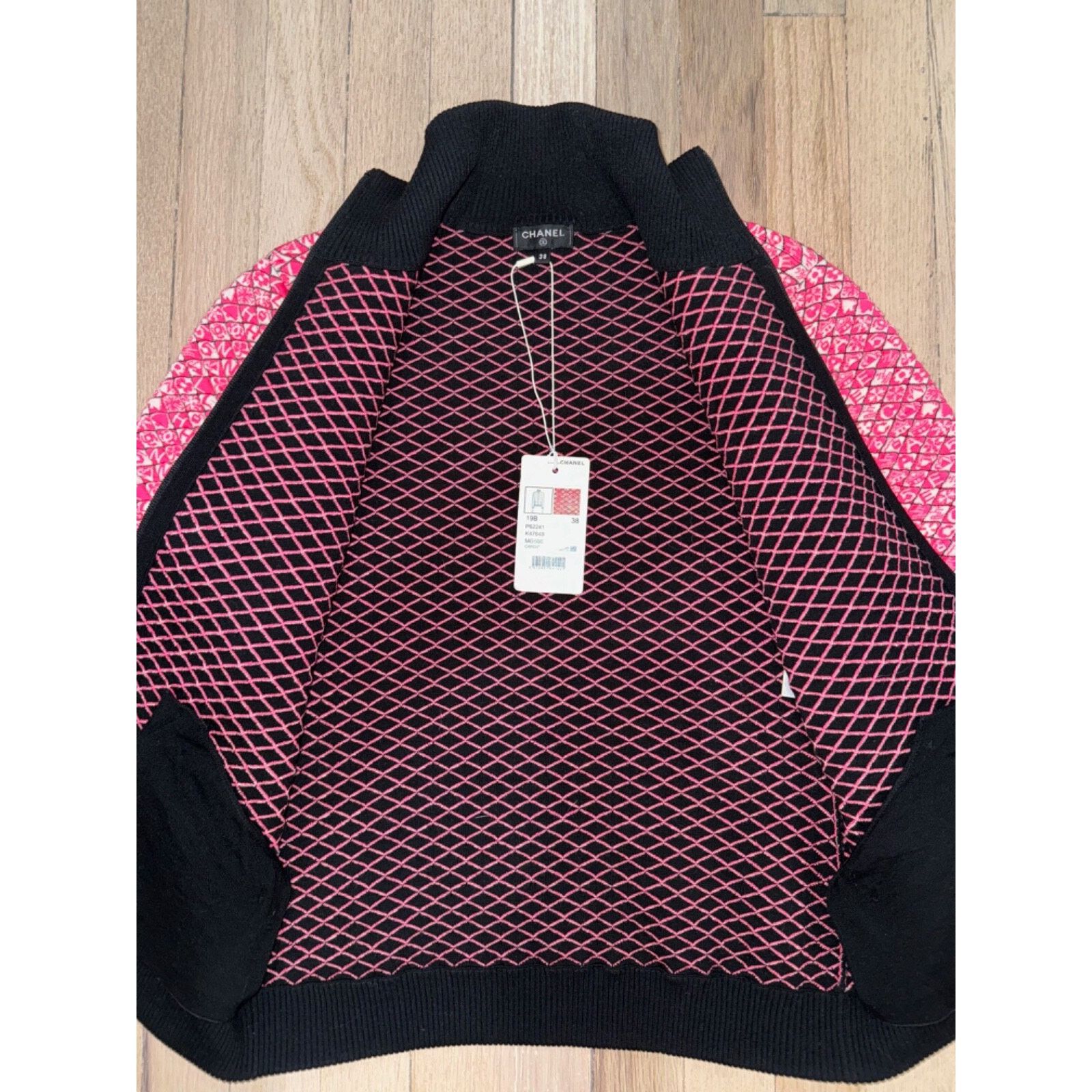 Chanel Chanel 19B Coco Neige Ski Pink Quilted Black Logo Wool Size XS / US 0-2 / IT 36-38 - 12 Thumbnail