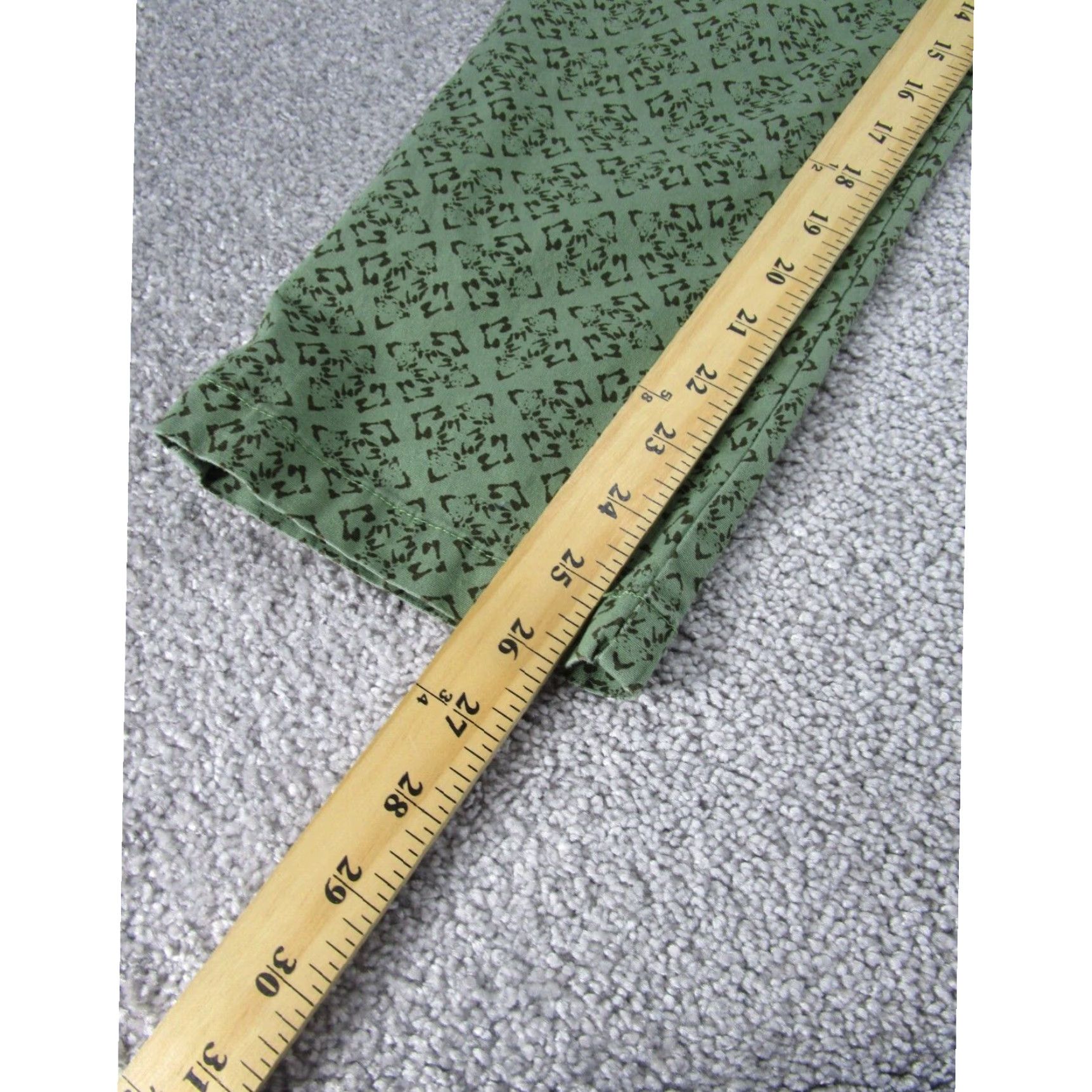 Patagonia Womens Six Inch Stretch All Wear Capri Pants In Green Chino With Comfortable Fabric Size 28" / US 6 / IT 42 - 6 Thumbnail