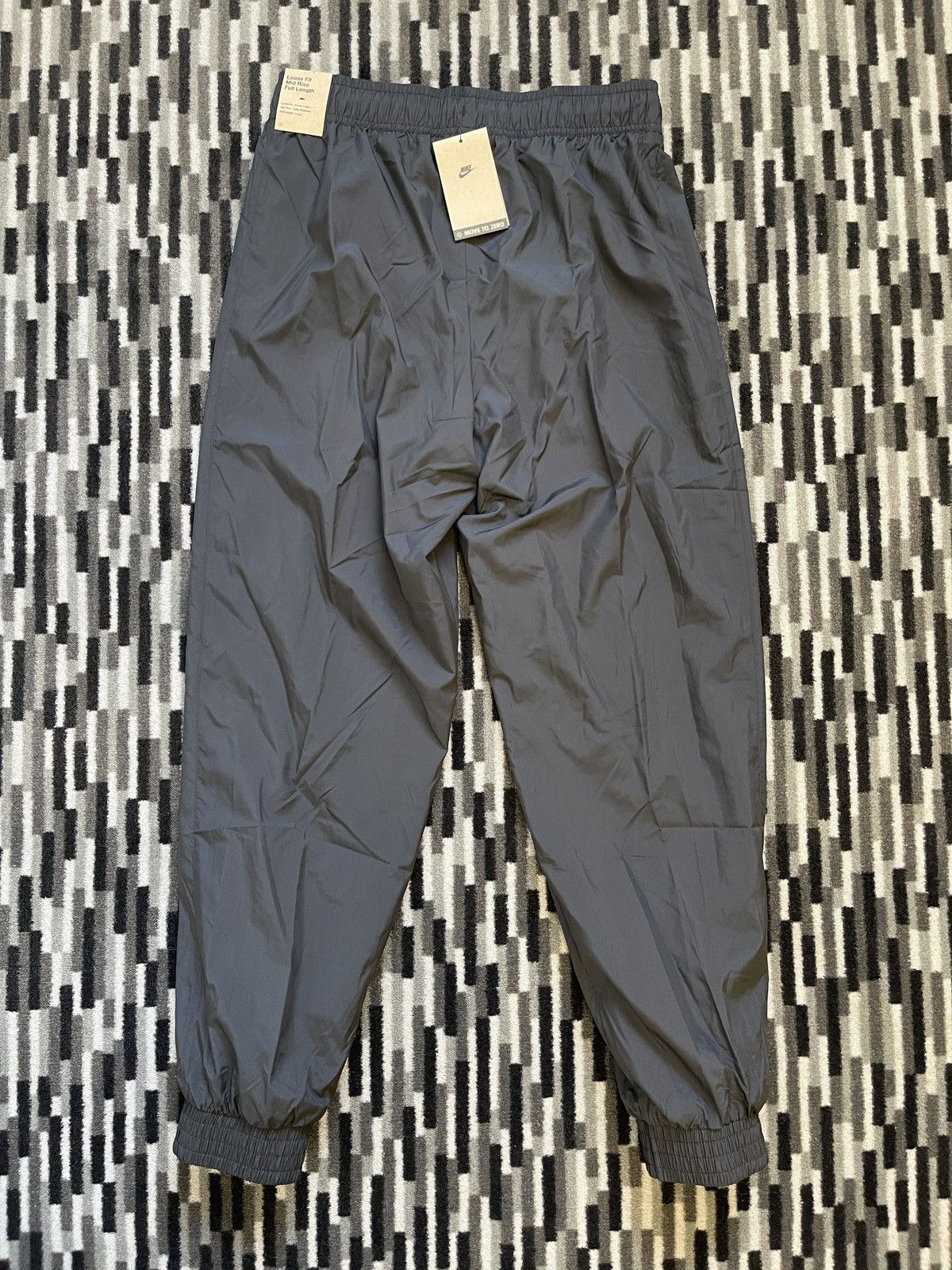 Nike Nike Pants Size 28" / US 6 / IT 42 - 2 Thumbnail