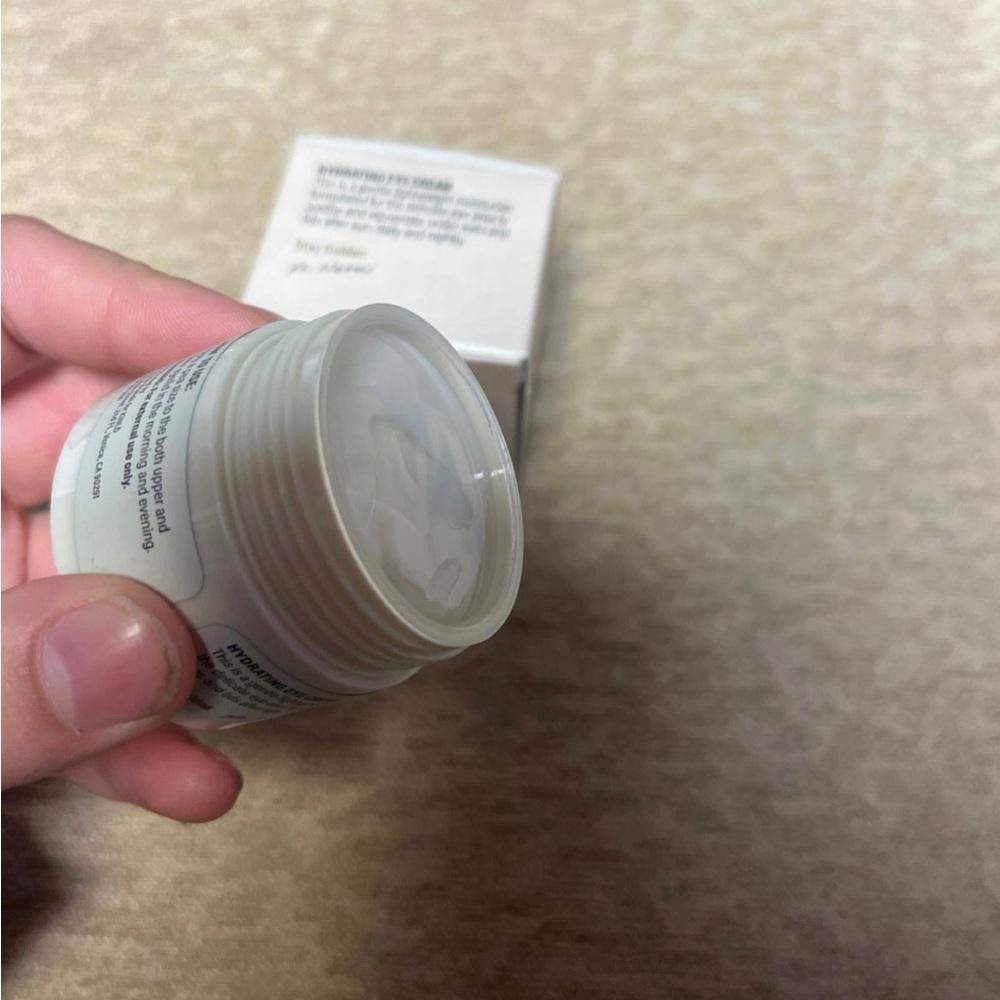 Designer Kinlo Rejuvenating, And Hydrating Eye Cream 0.5 Ounce Size ONE SIZE - 8 Thumbnail