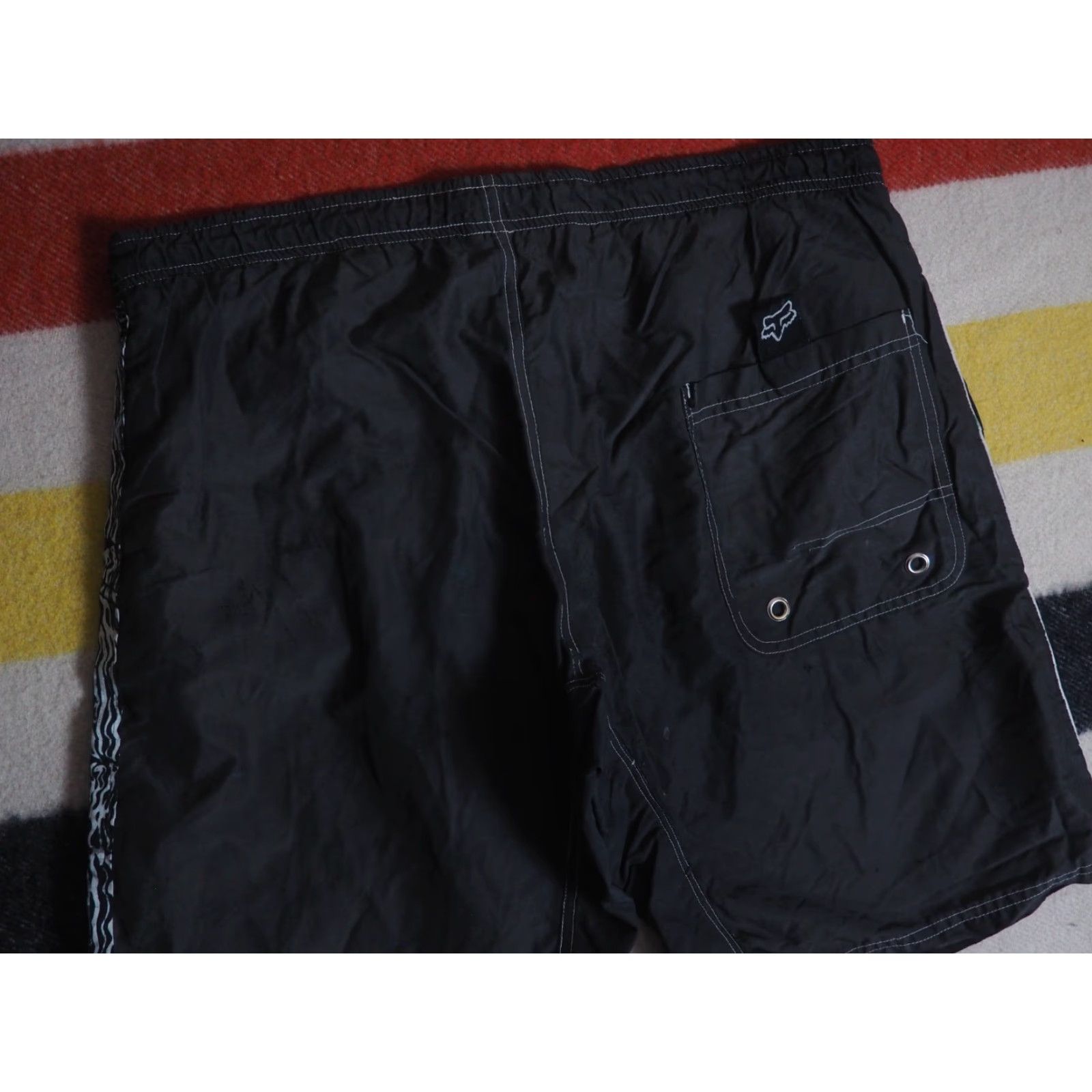 Fox Racing VINTAGE Fox Board Shorts Mens 36 Black 90s Y2k 2000s Faded Distressed Pockets 19" length 36W Size US 36 / EU 52 - 4 Thumbnail