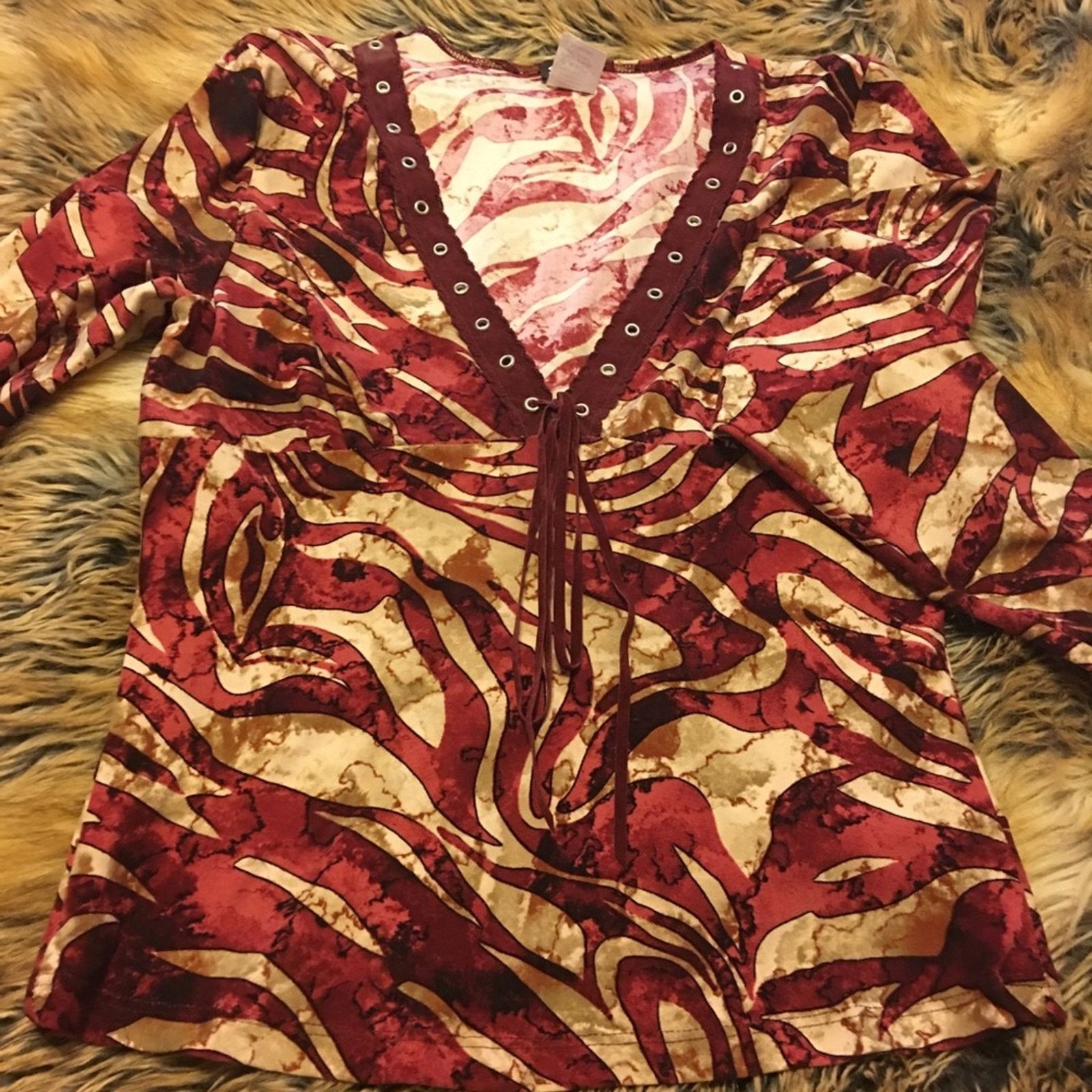 Other Styles wine animal print grommet velvet top M Size M / US 6-8 / IT 42-44 - 4 Thumbnail