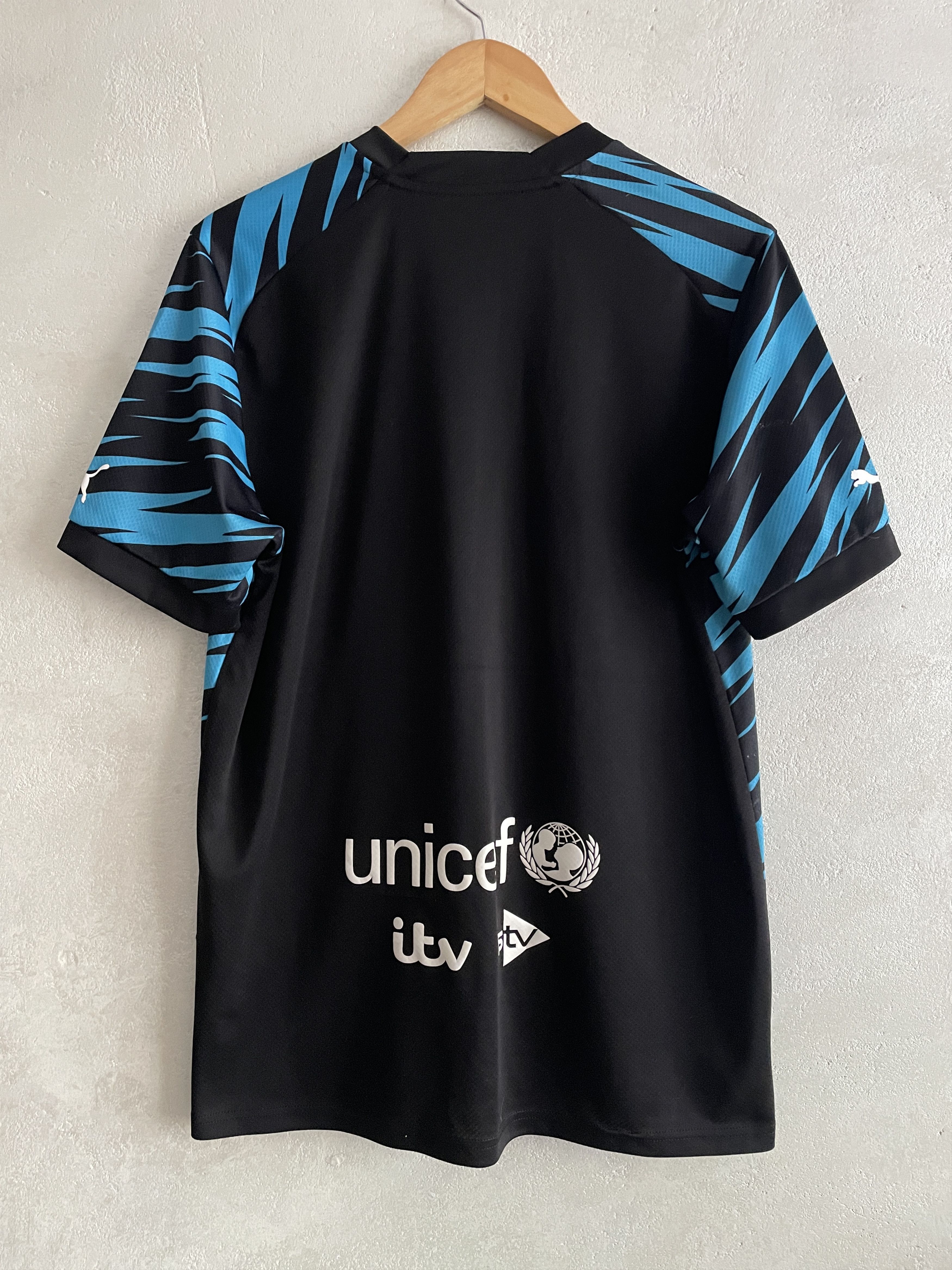 Puma Soccer Aid World Special 2022 Jersey Football Shirt Size US L / EU 52-54 / 3 - 2 Thumbnail