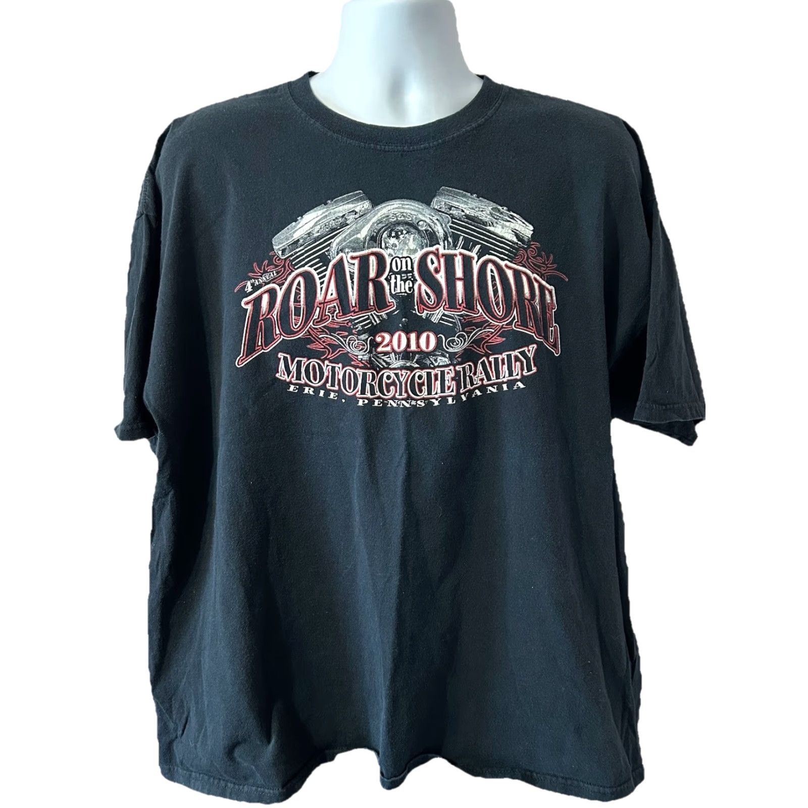 Gildan VINTAGE Roar On The Shore Motorcycle Rally 2010 Shirt Men 2XL Black Graphic Tee Harley Biker Gildan Ultra Cotton Size US XXL / EU 58 / 5 - 2 Thumbnail