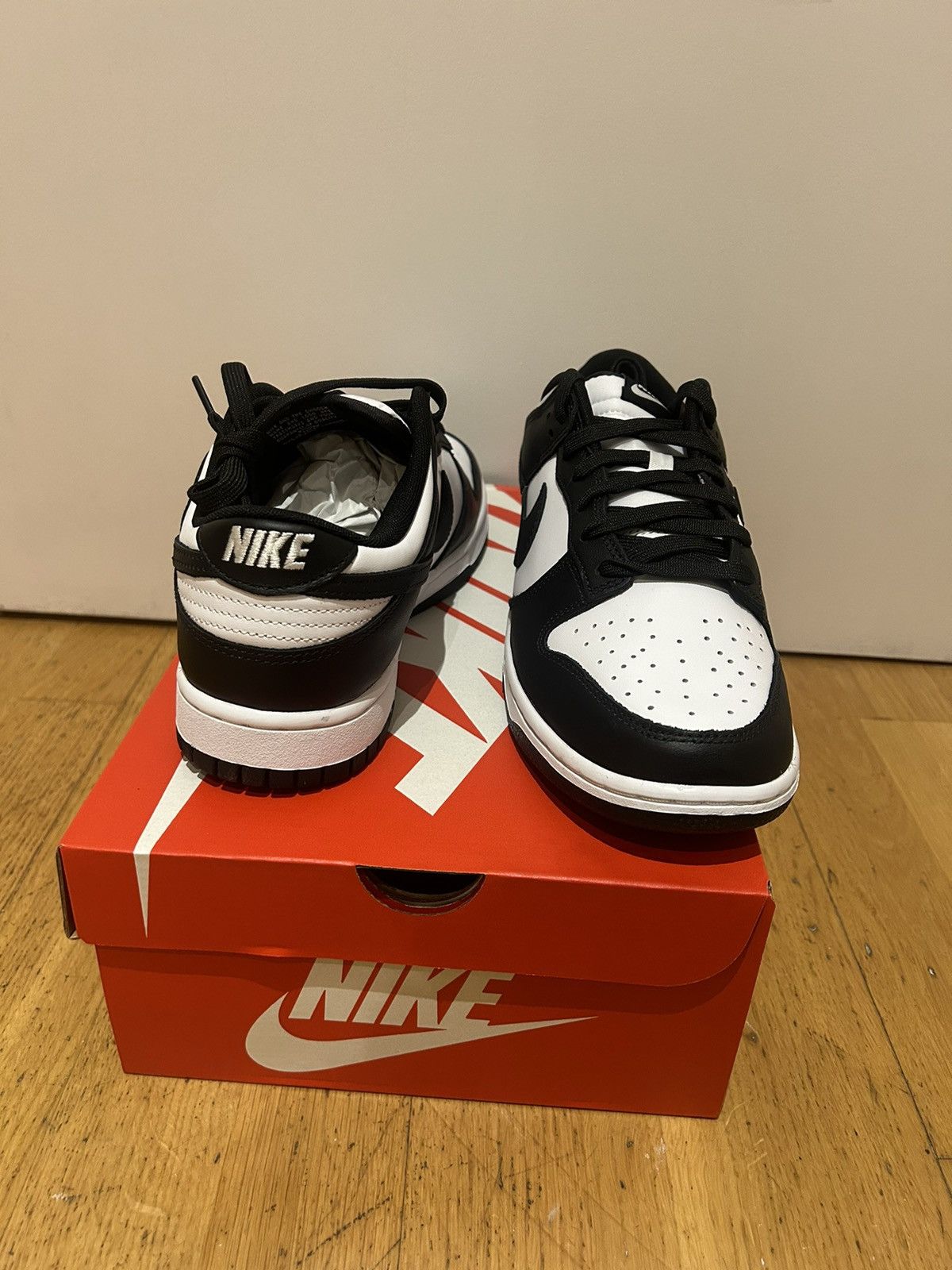 Nike Nike Dunk low retro panda Size US 9.5 / EU 42-43 - 4 Thumbnail
