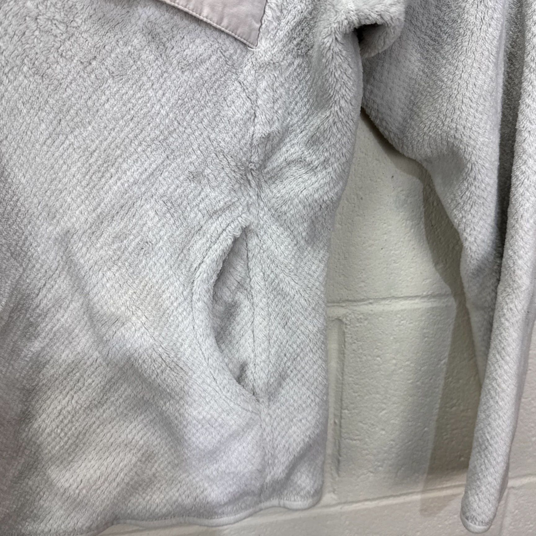 Patagonia Patagonia Women’s Medium Re-Tool Snap-T Fleece Pullover Sweater STY25442 Polartec Size M / US 6-8 / IT 42-44 - 7 Thumbnail