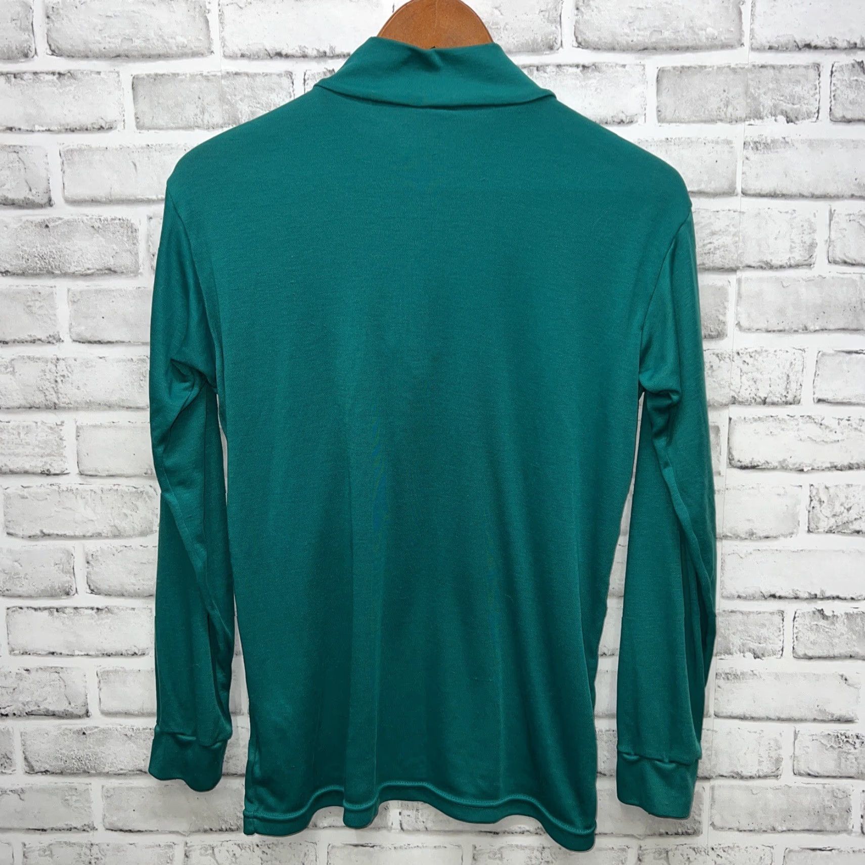 Patagonia VTG Patagonia Capilene Green Half Zip Pull Over Womens Size M USA Size M / US 6-8 / IT 42-44 - 4 Thumbnail