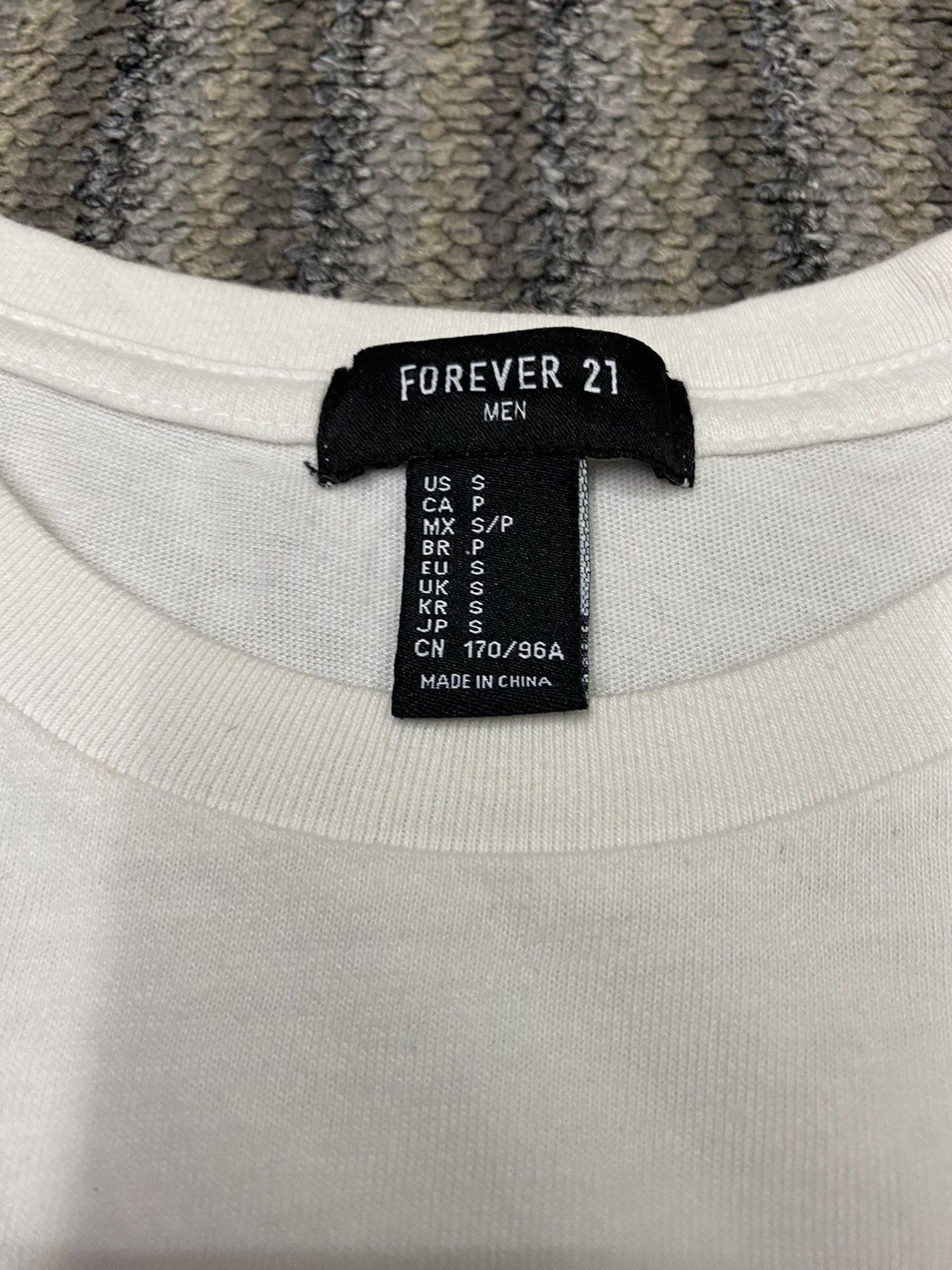 Forever 21 Please baby no more parties tshirt Size US M / EU 48-50 / 2 - 8 Thumbnail
