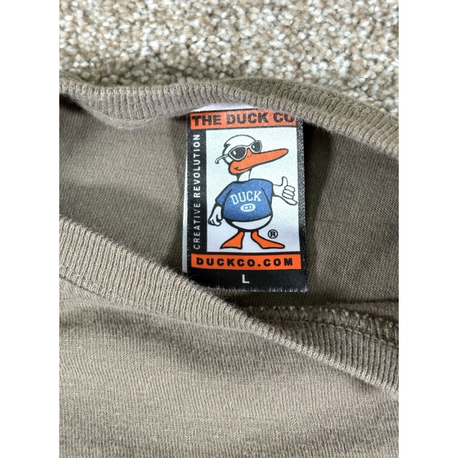 Vintage VINTAGE The Duck Company T-Shirt Zoo Bear Selfie Graphic • Size Large Men Green Cotton Jersey Short Sleeve Crew Neck Regular Size US L / EU 52-54 / 3 - 4 Thumbnail