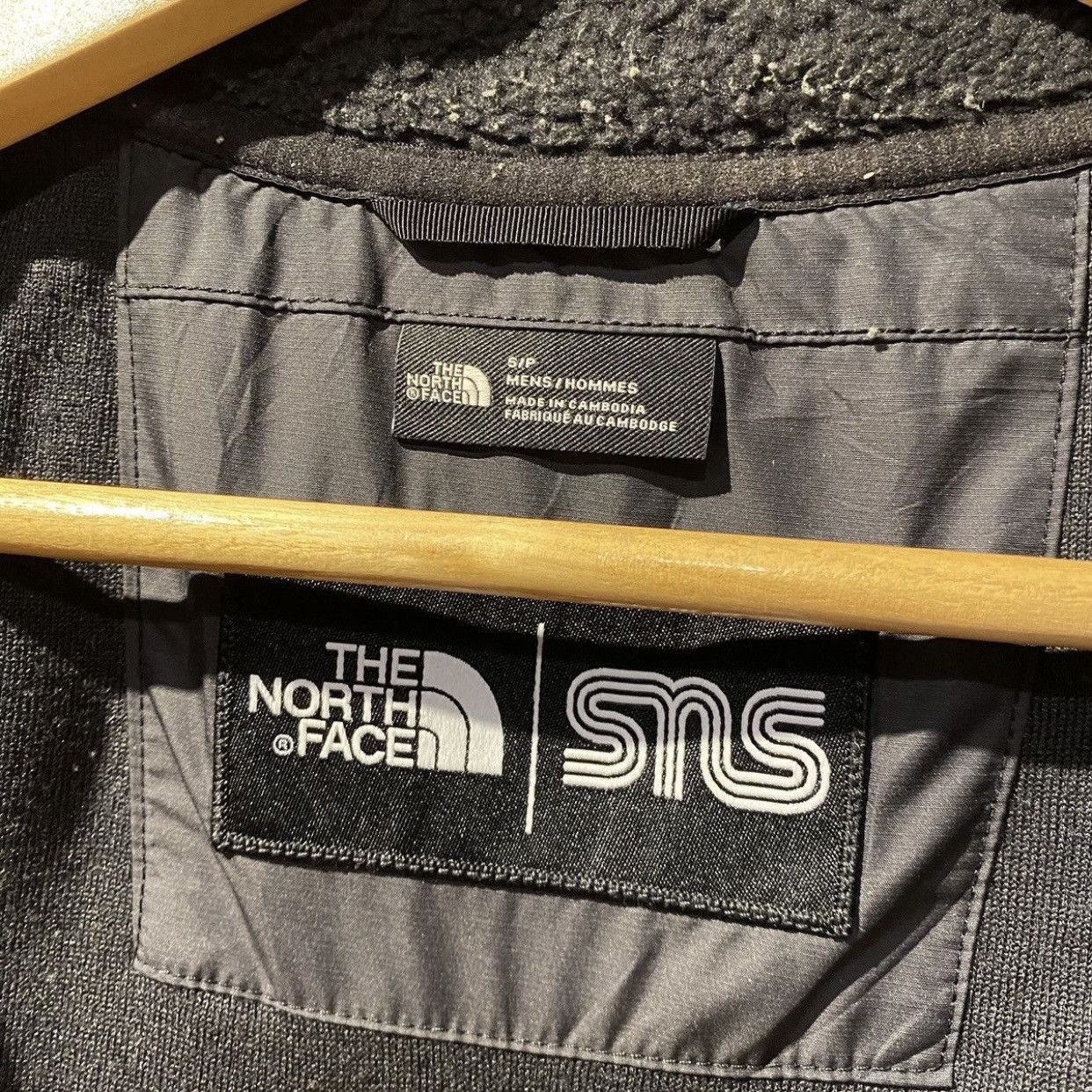 Sneakersnstuff × The North Face The North Face x Sneakersnstuff Denali Fleece Jackets Size US S / EU 44-46 / 1 - 13 Thumbnail