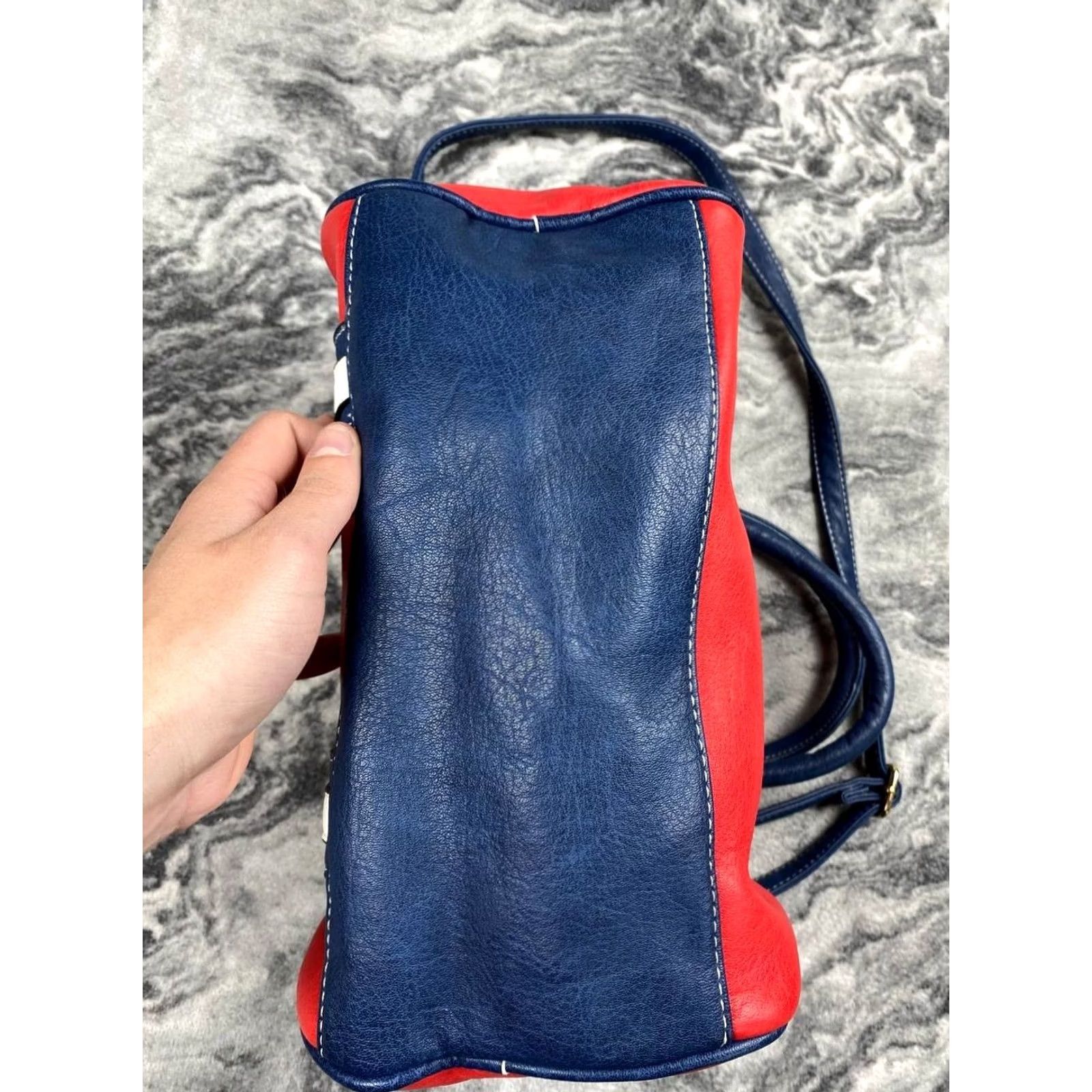 Dolce & Gabbana VINTAGE Dolce&Gabbana Leather Shoulder Bag Metal Logo Women Red Shoulder Bag Women Red Metallic Leather Sicily 90s/Metal Theme Size ONE SIZE - 6 Thumbnail