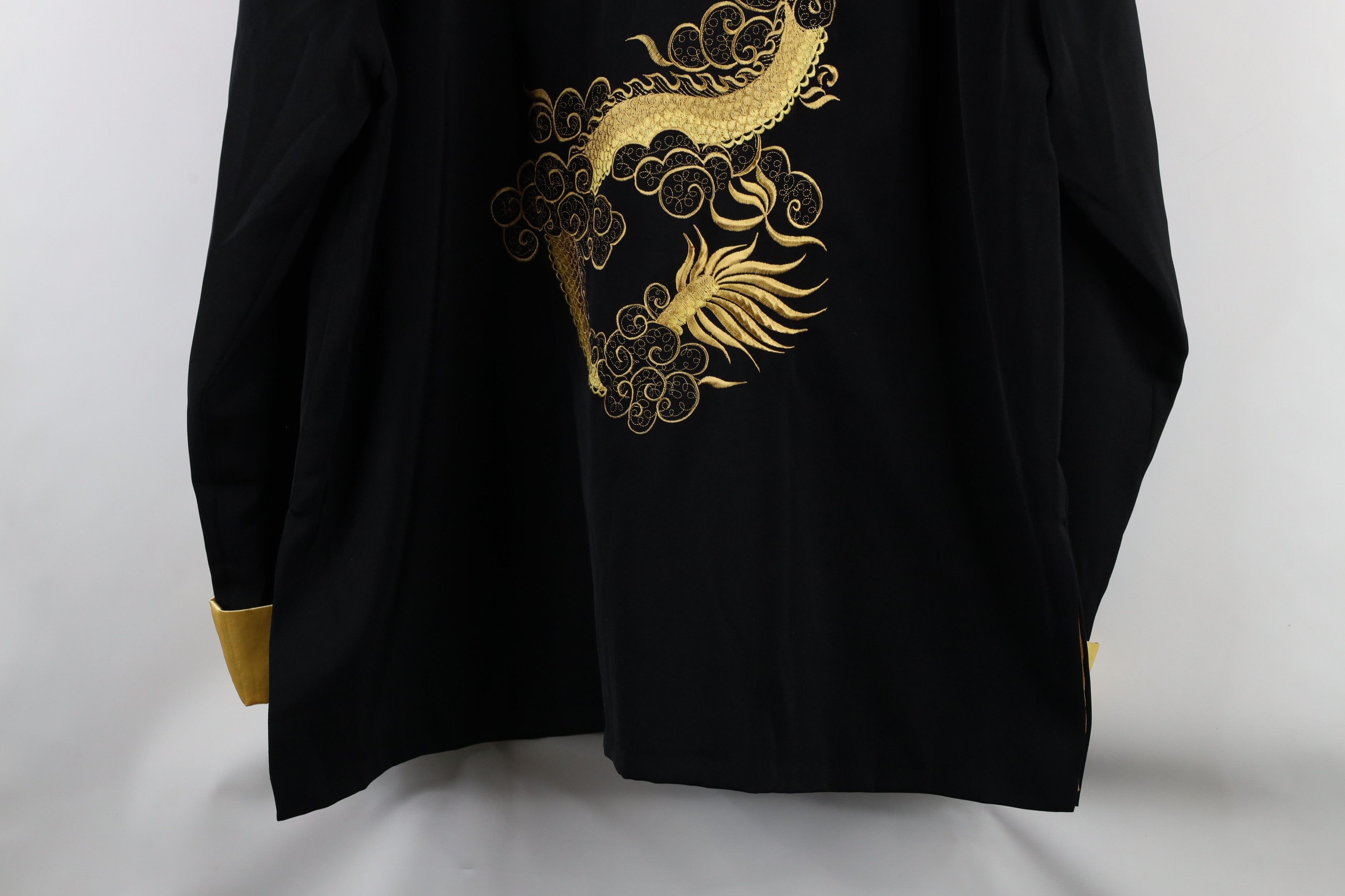 Vintage Vintage 90s Dragon Tie Button Kimono Jacket Black Gold Size US XXL / EU 58 / 5 - 17 Thumbnail