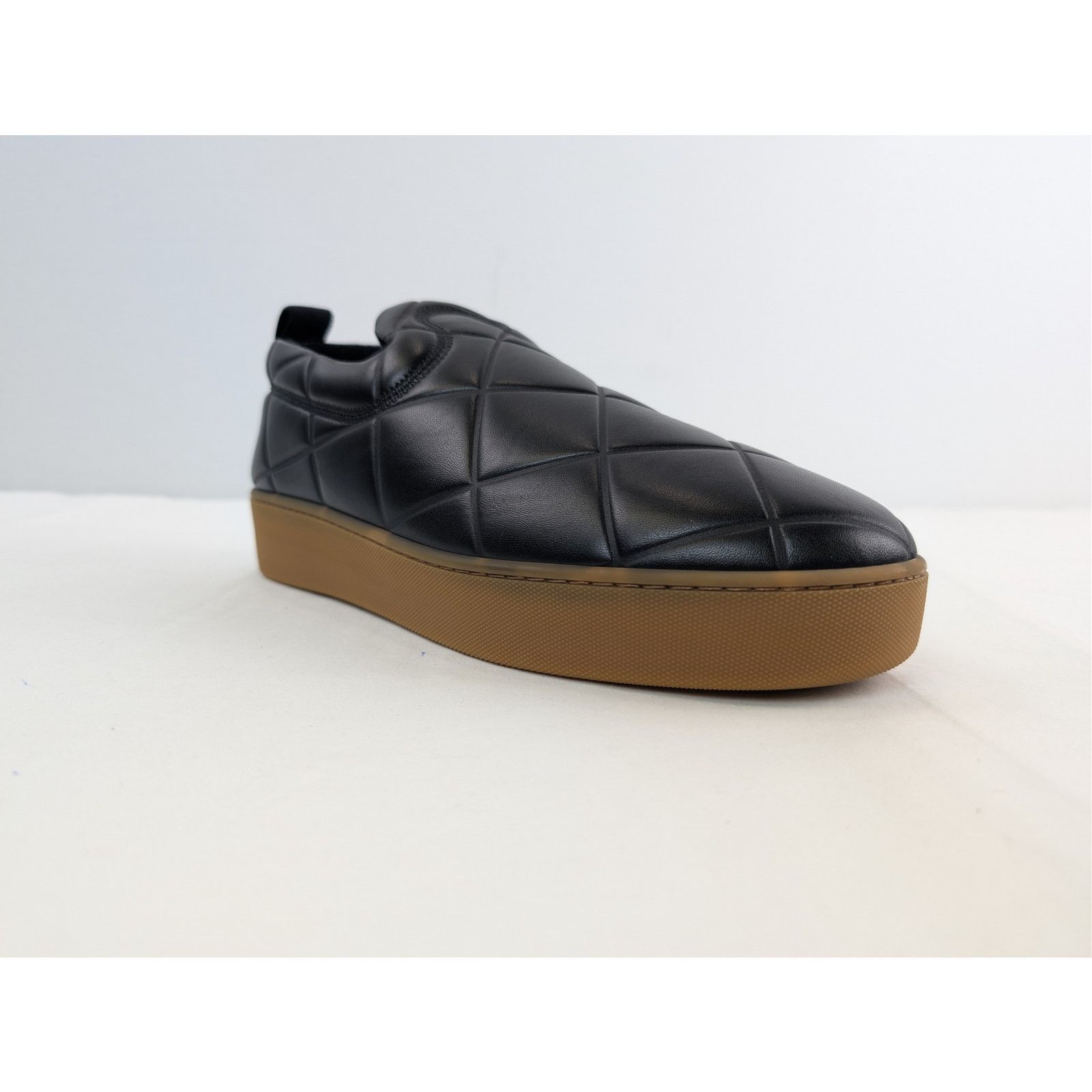 Bottega Veneta o1rshd1 Embossed Lagoon Nappa Quilt Sneaker in Black Size US 11 / EU 44 - 2 Thumbnail