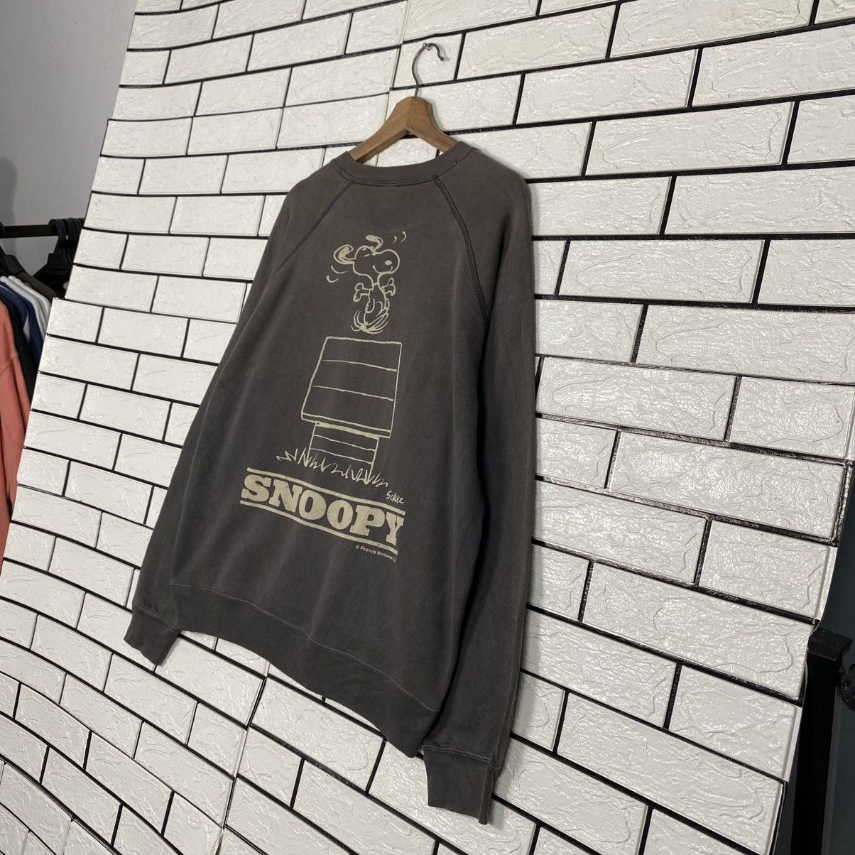 Japanese Brand 📌Vintage Sweatshirt UT Peanuts Big Logo Size US M / EU 48-50 / 2 - 11 Thumbnail